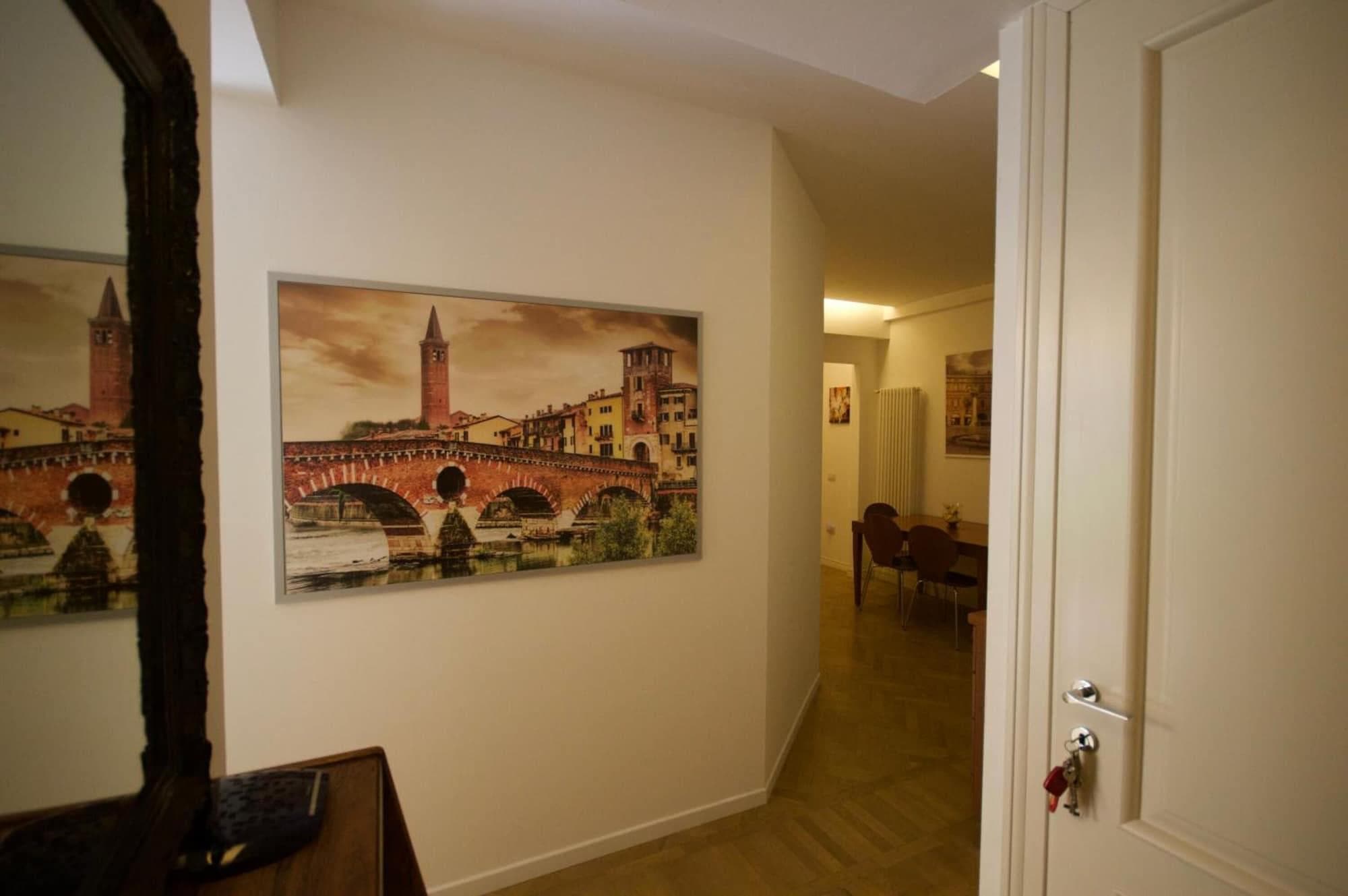 Room Verona Ai Duchi, Lobby