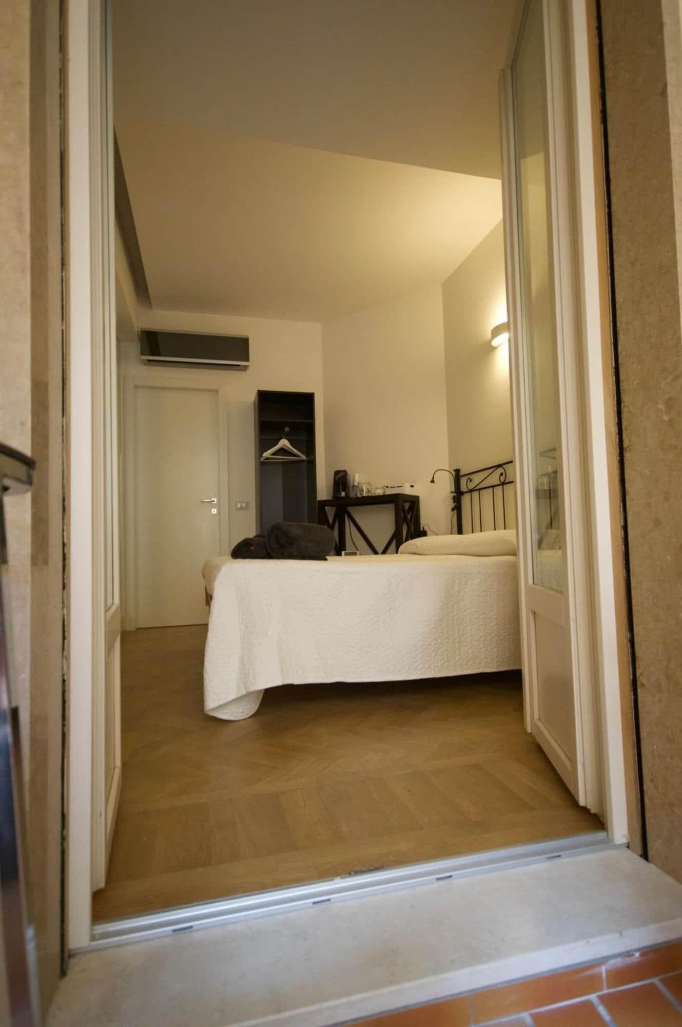 Room Verona Ai Duchi, Room