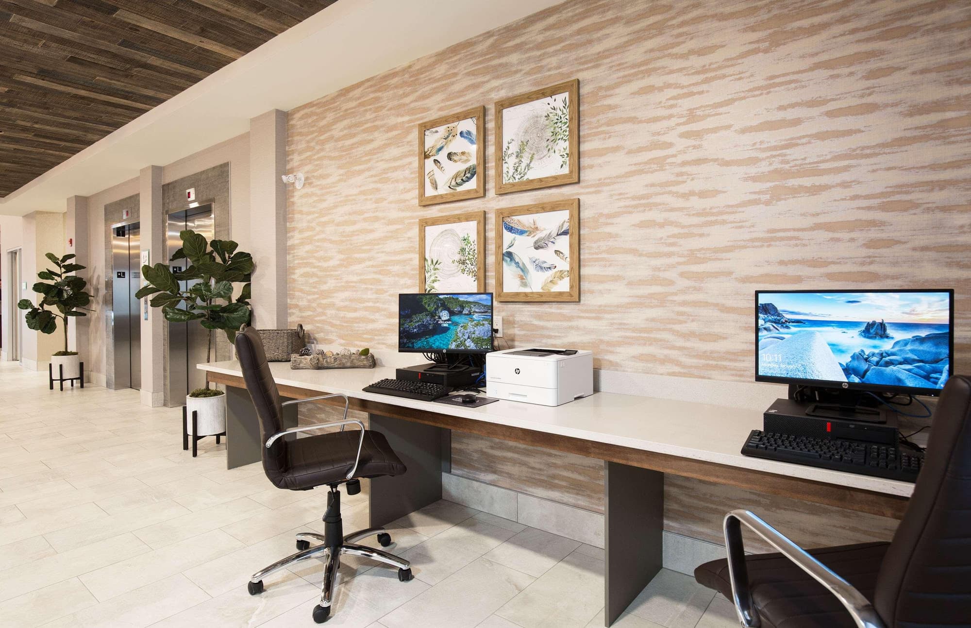 Pomeroy Inn & Suites Prince George, General view