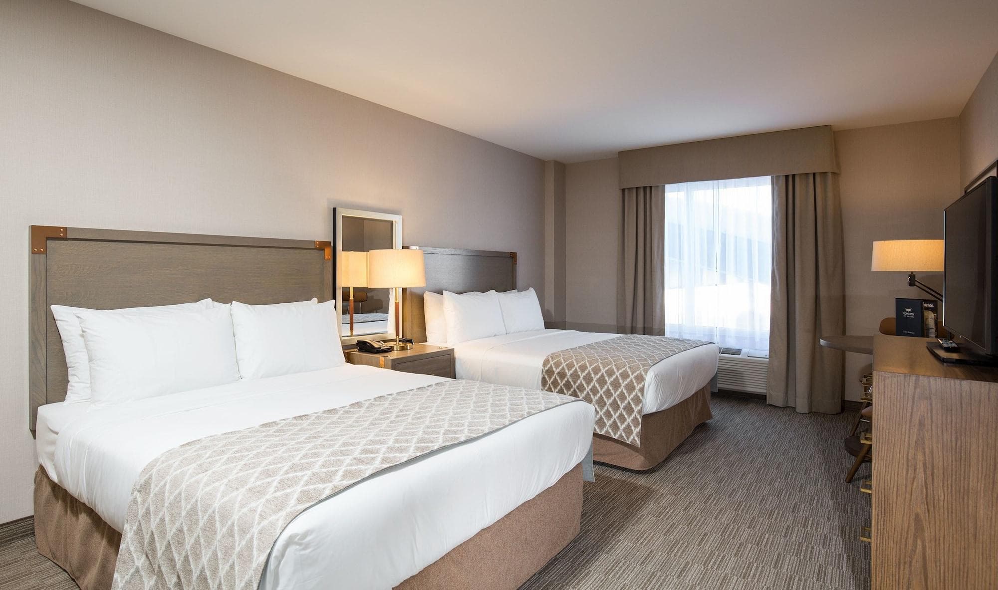 Pomeroy Inn & Suites Prince George, Room