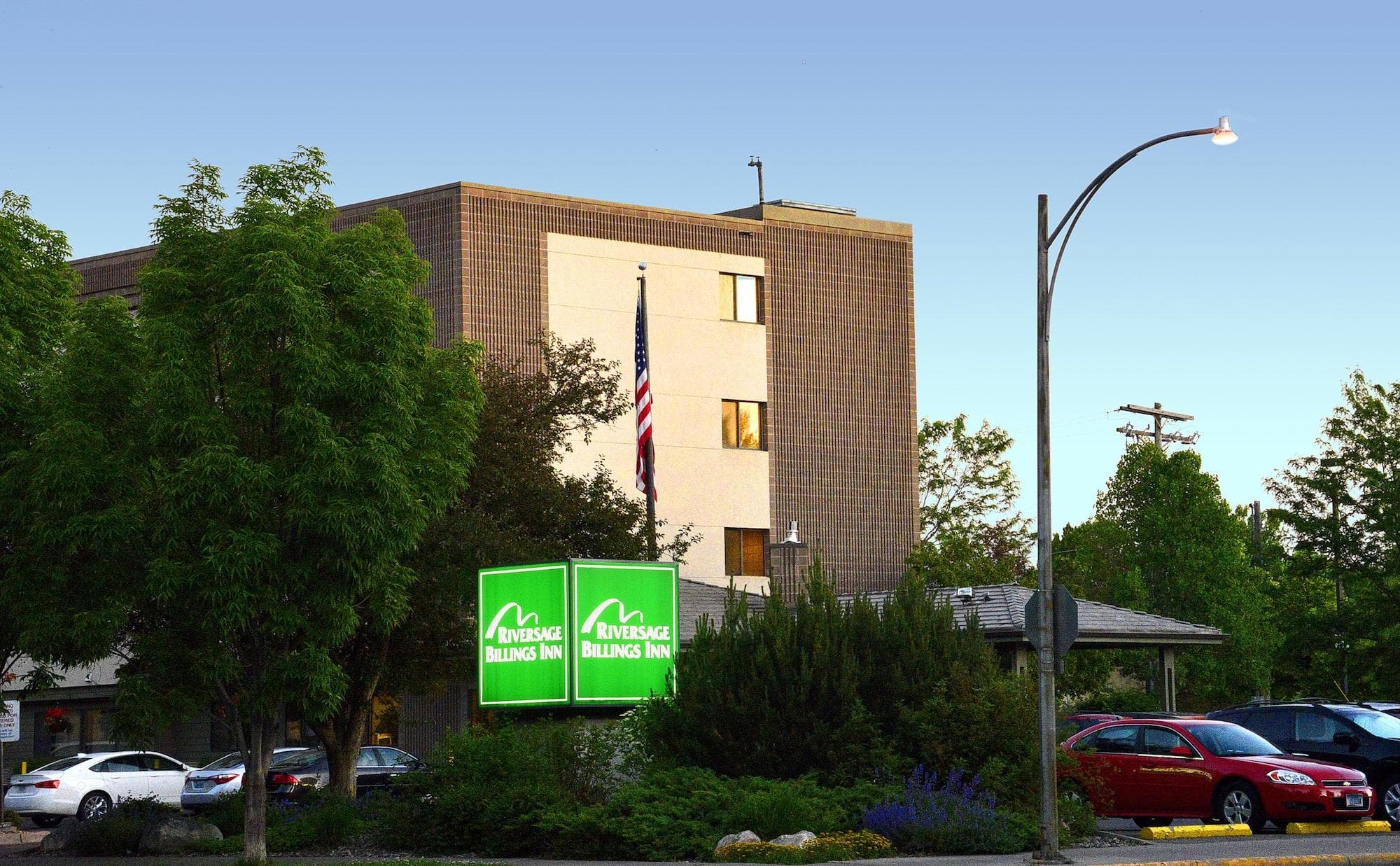 Riversage Billings Inn, General view