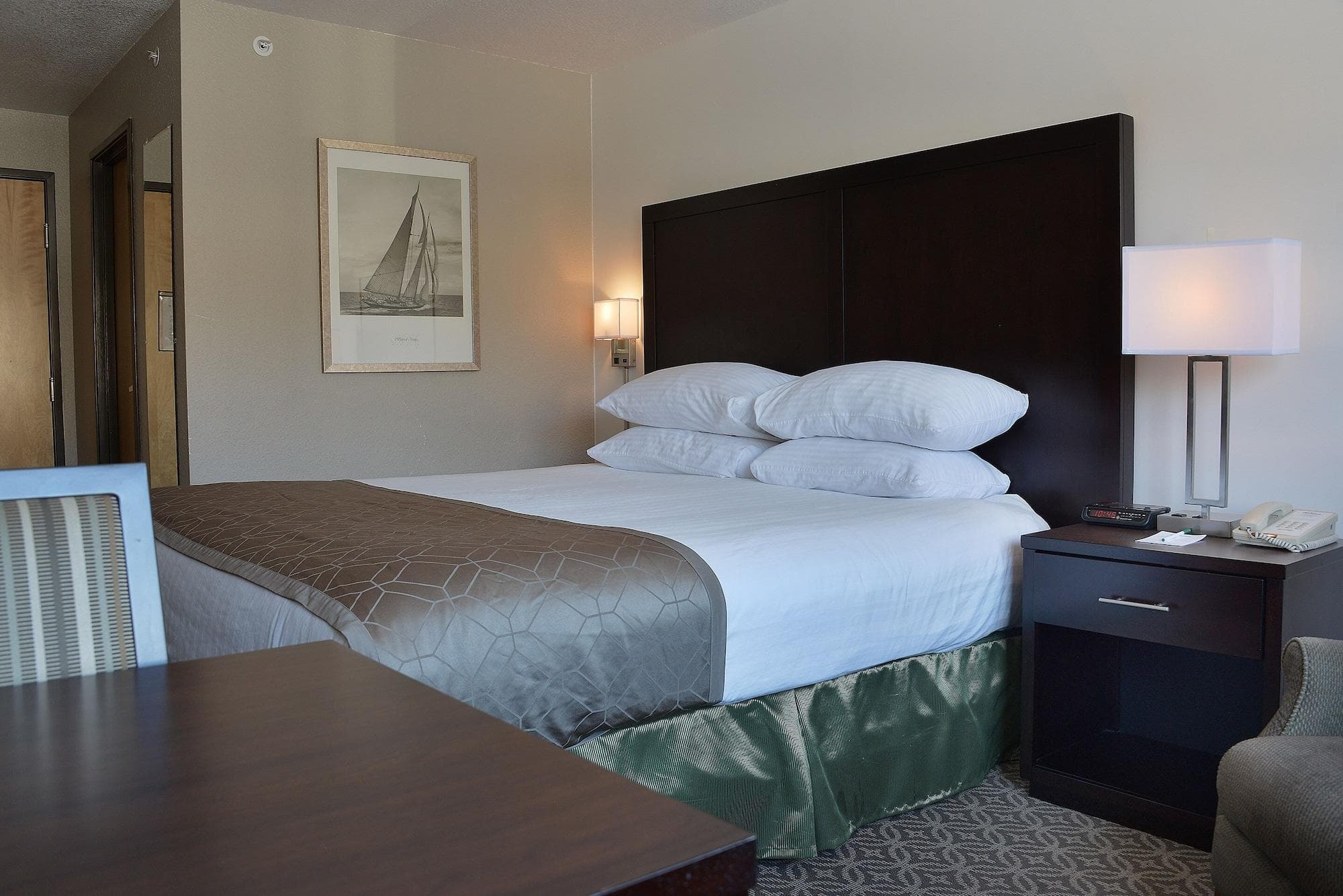 Riversage Billings Inn, Room