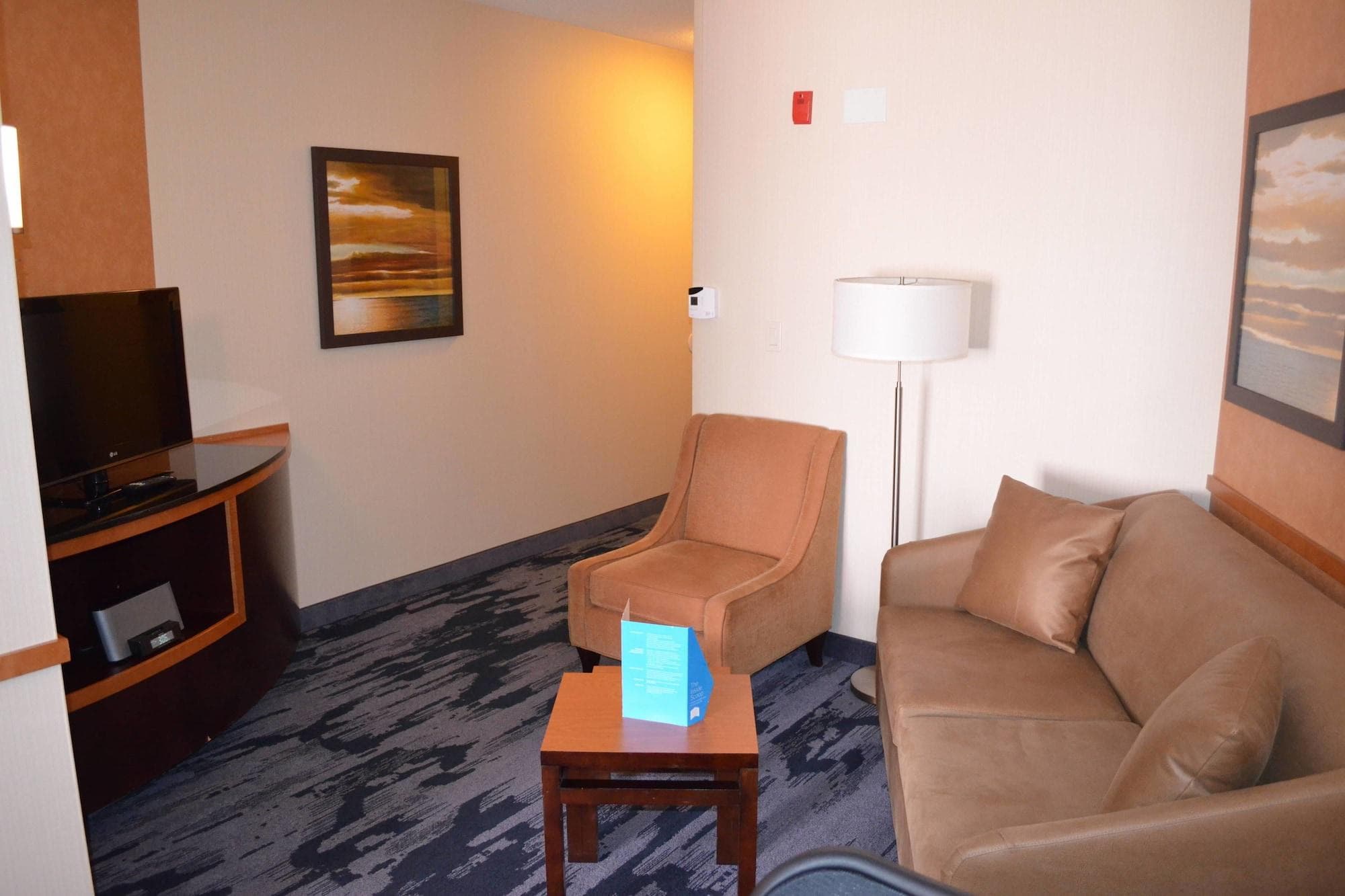 Fairfield Inn & Suites by Marriott Sault Ste. Mari, Room