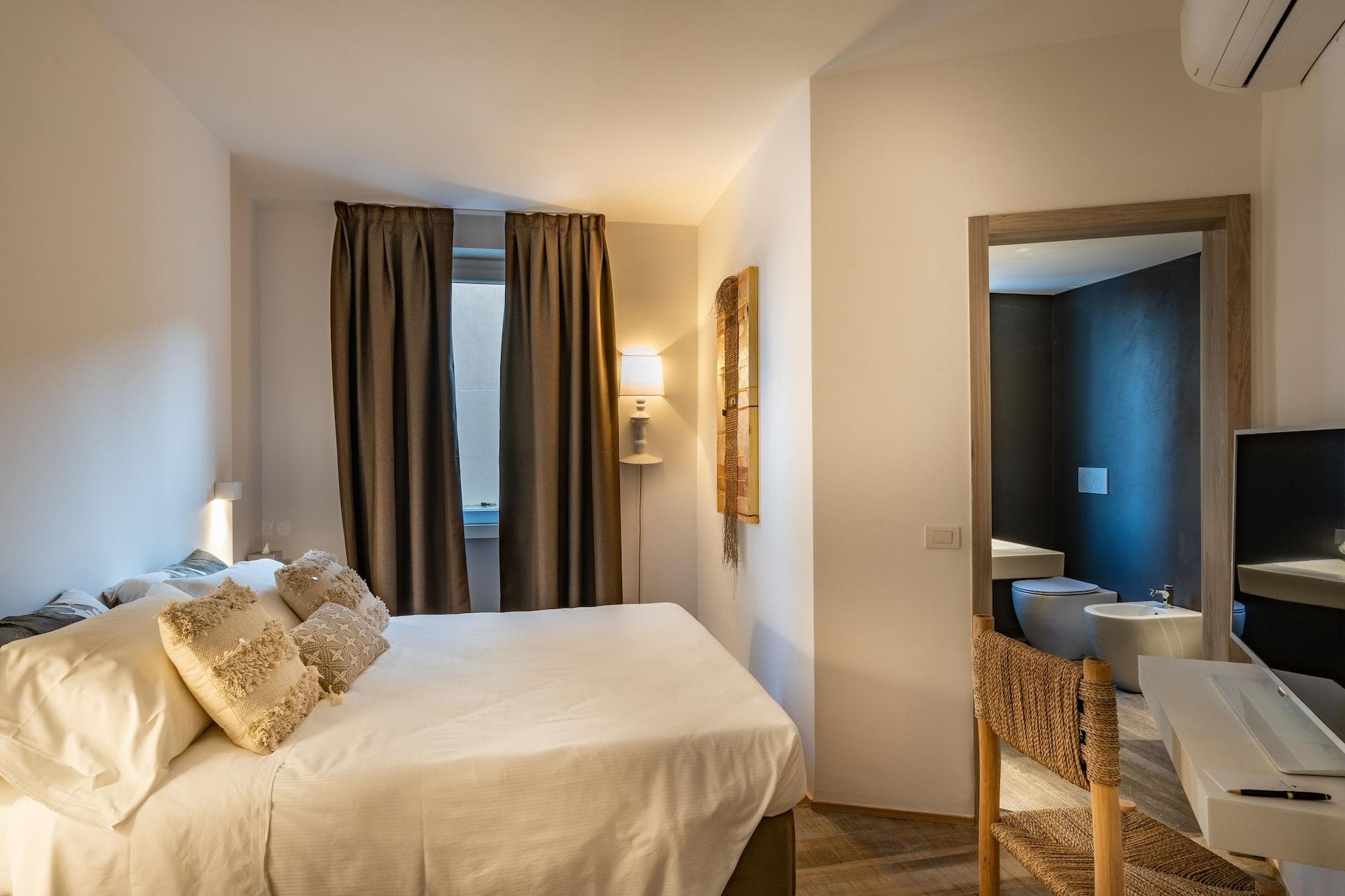 Marina Garden Hotel, Room