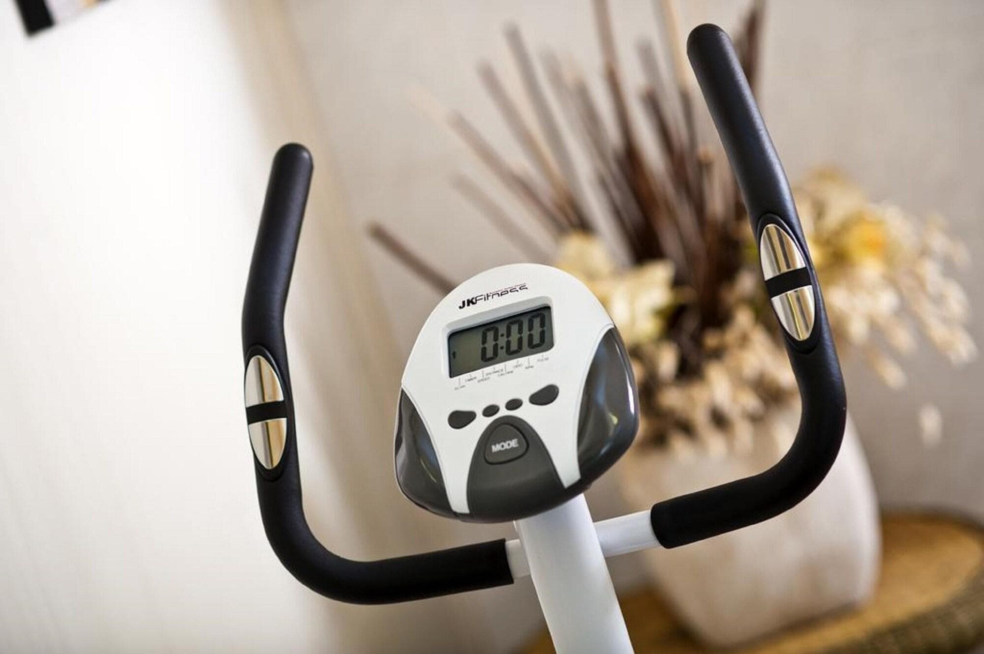 Casa Di Meglio Dependance, Sports and Entertainment