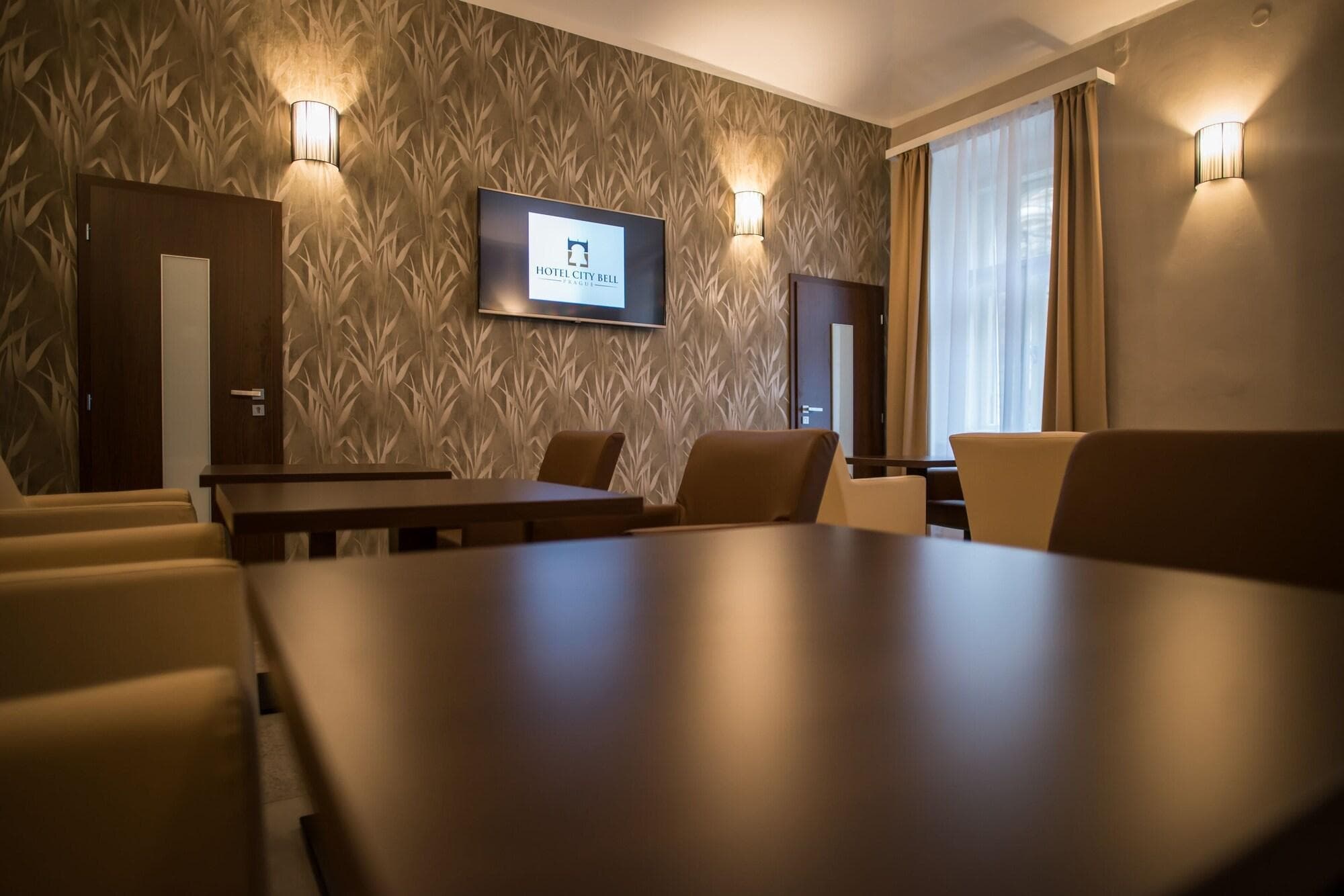 Hotel City Bell, Bar