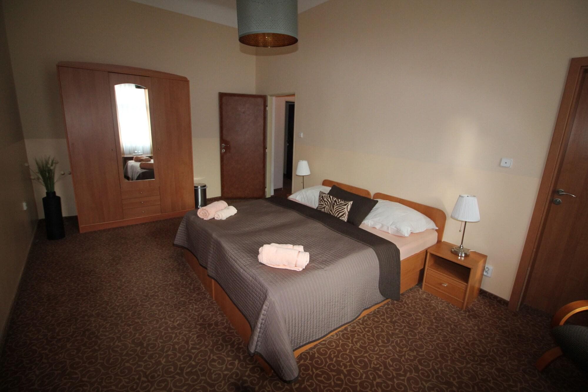 Hotel City Bell, Room