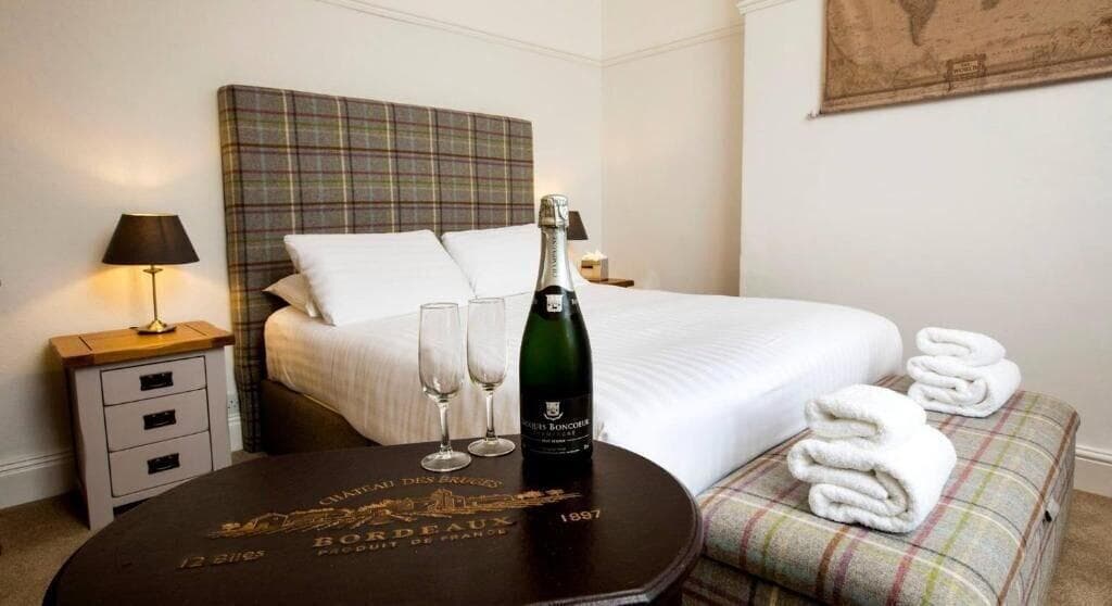 Inn At Cheltenham Parade, Room