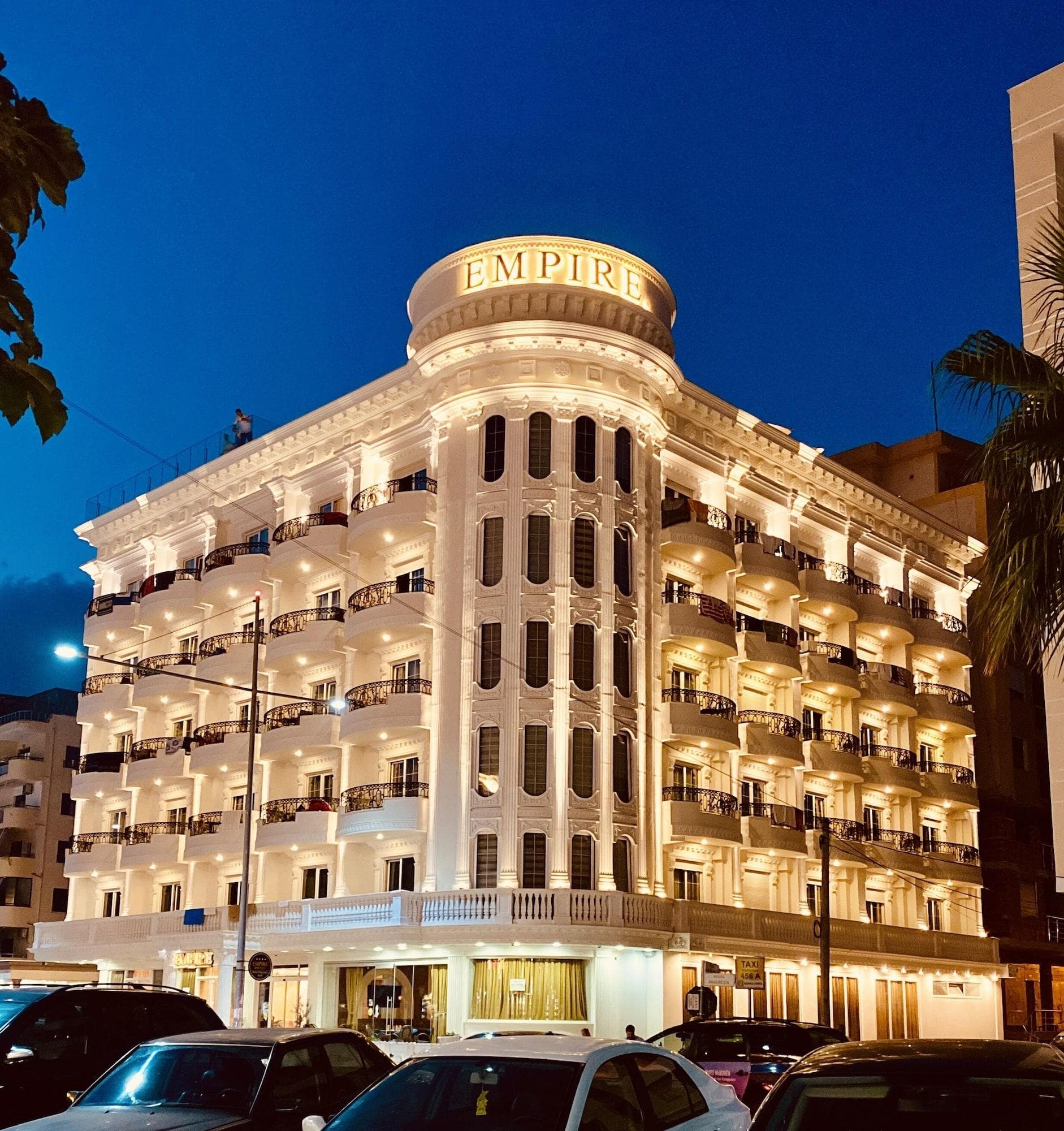 Empire Hotel, General view