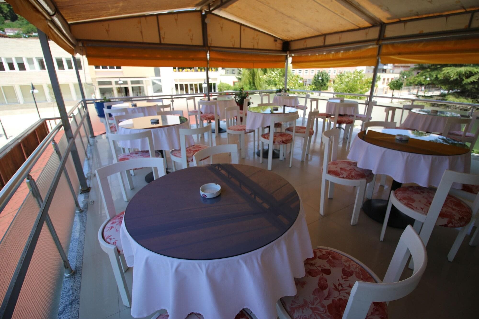 Hotel Orestiada, Restaurant