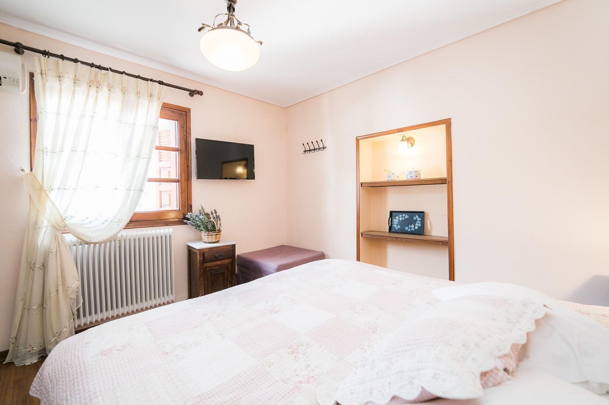 Kritsa Gastronomy Hotel, Room