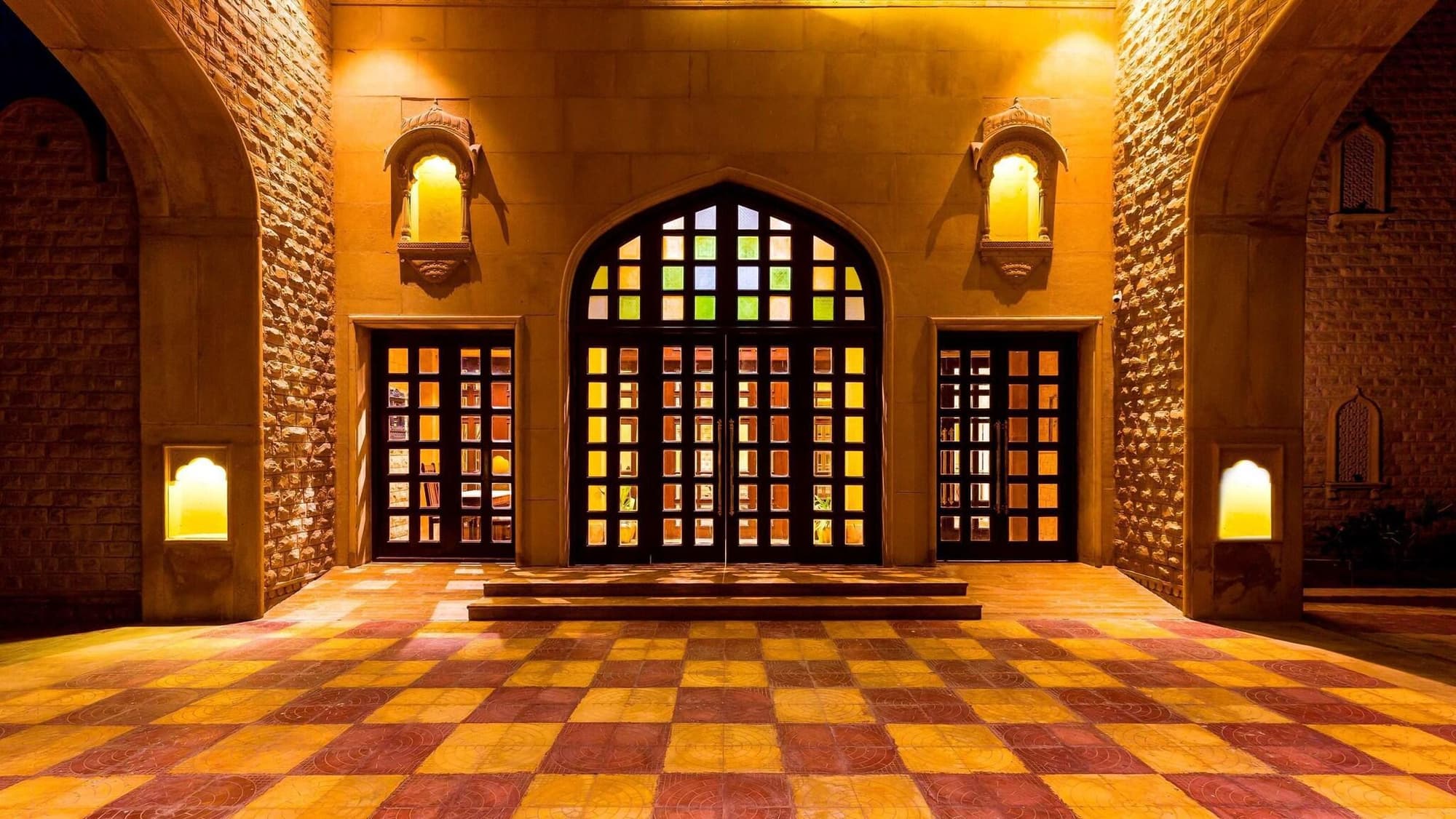 Sairafort Sarovar Portico, General view