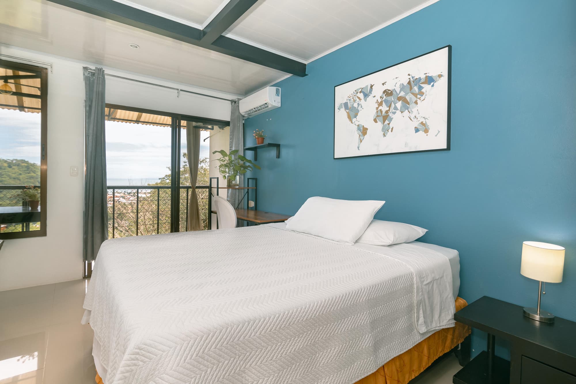 Vista Del Pacifico, Room