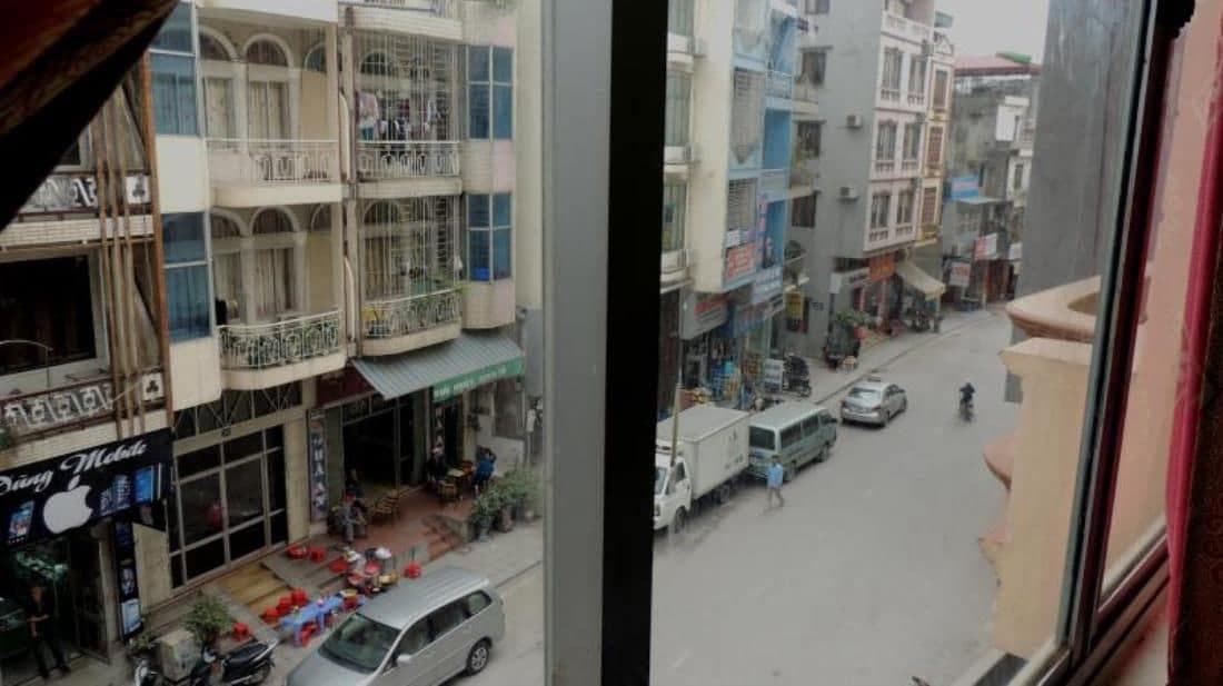 Ha Long Happy Hostel Adults Only, General view