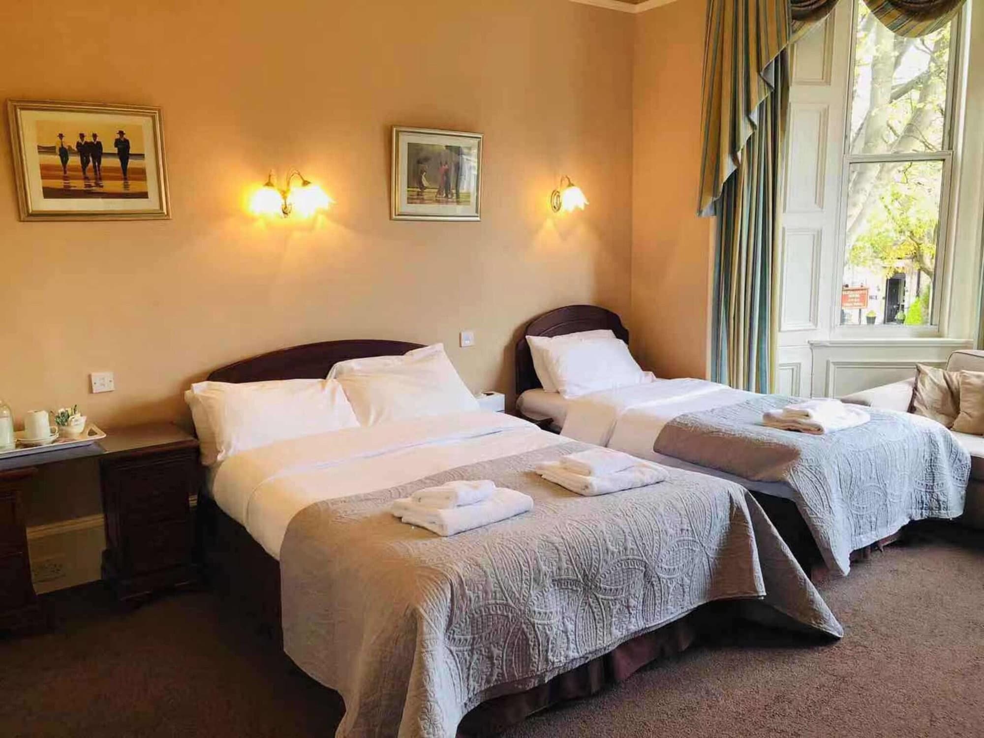 Allison House 16 Guesthouse, Room