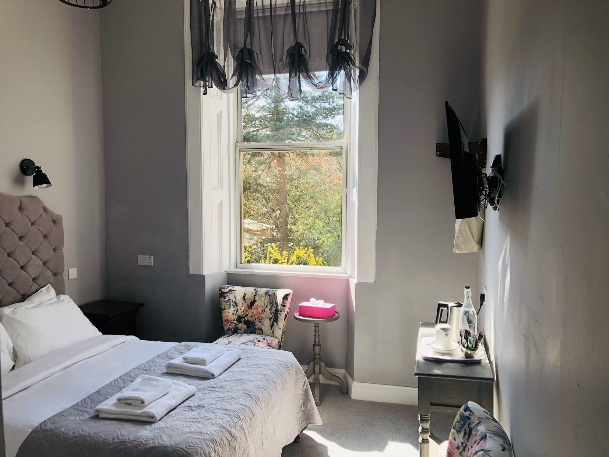 Allison House 16 Guesthouse, Room