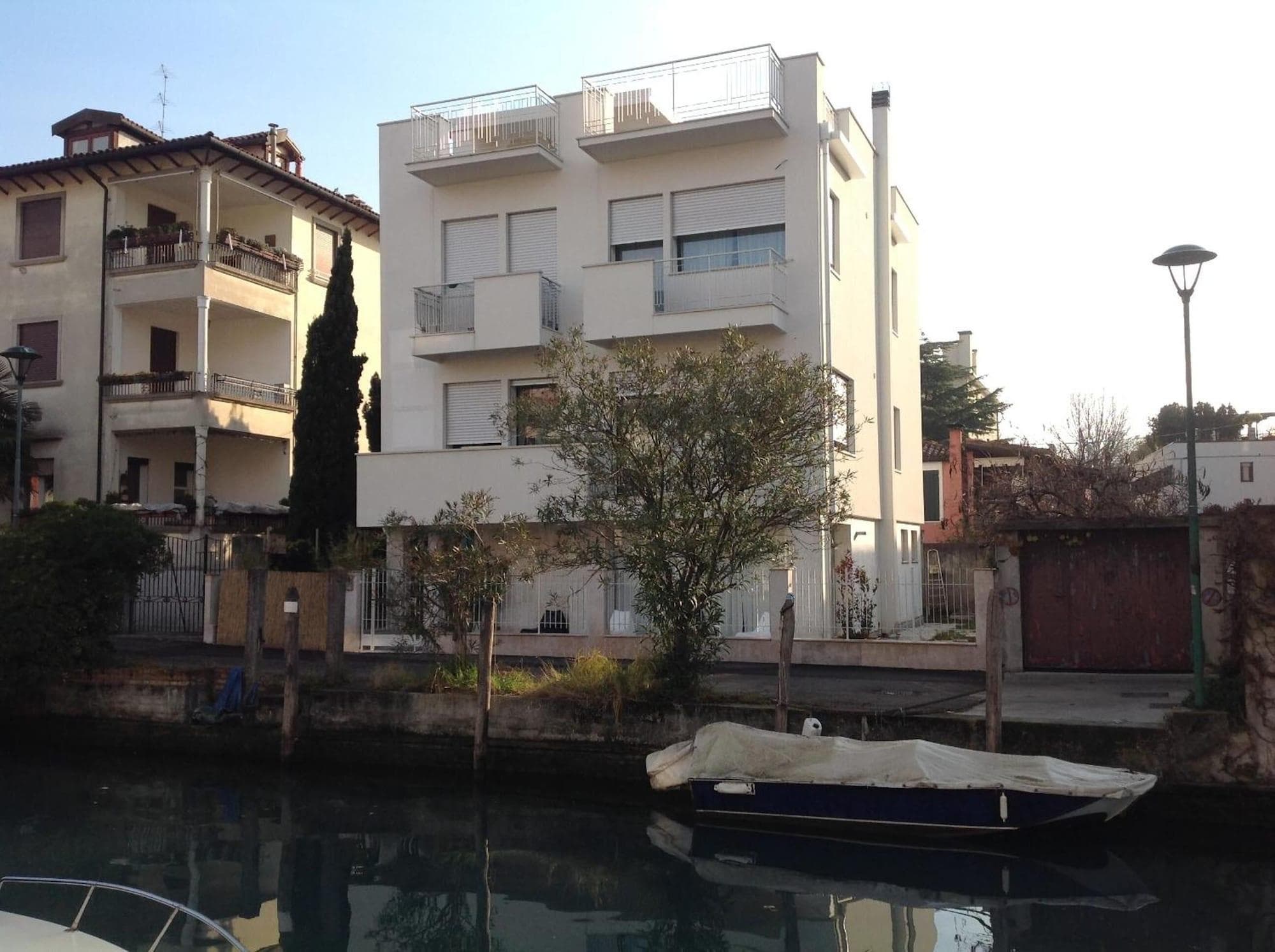 Villa Venice Movie, General view