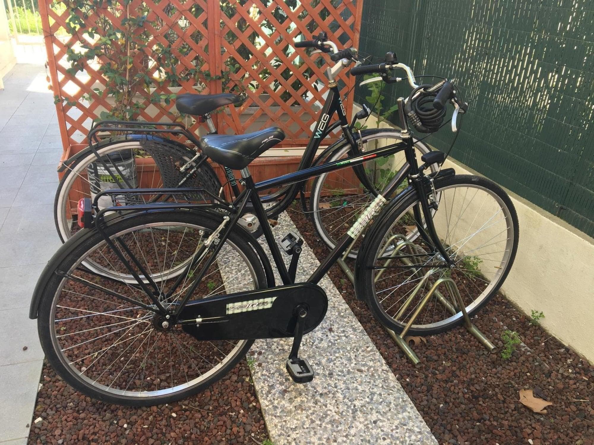 Villa Venice Movie, Sports and Entertainment