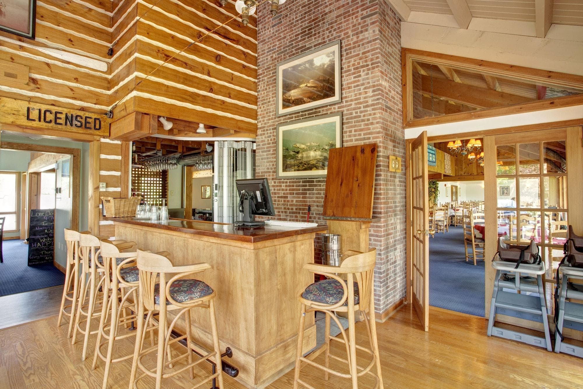 Liscombe Lodge Resort And Conference Centre, Bar