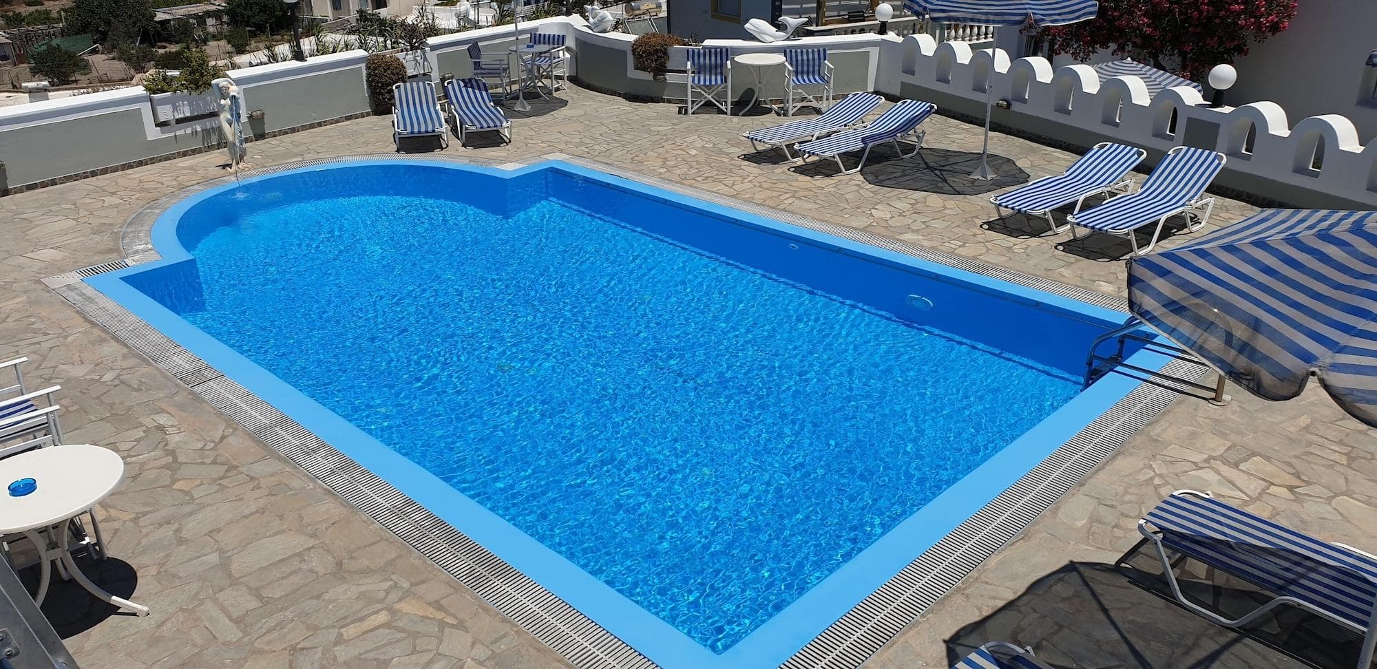 Pension Atlas, Sports and Entertainment