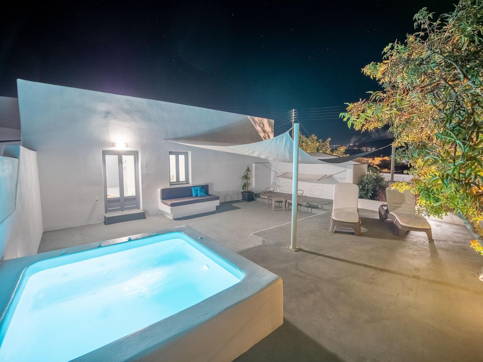 Majestic Sky Luxury Suites, General view