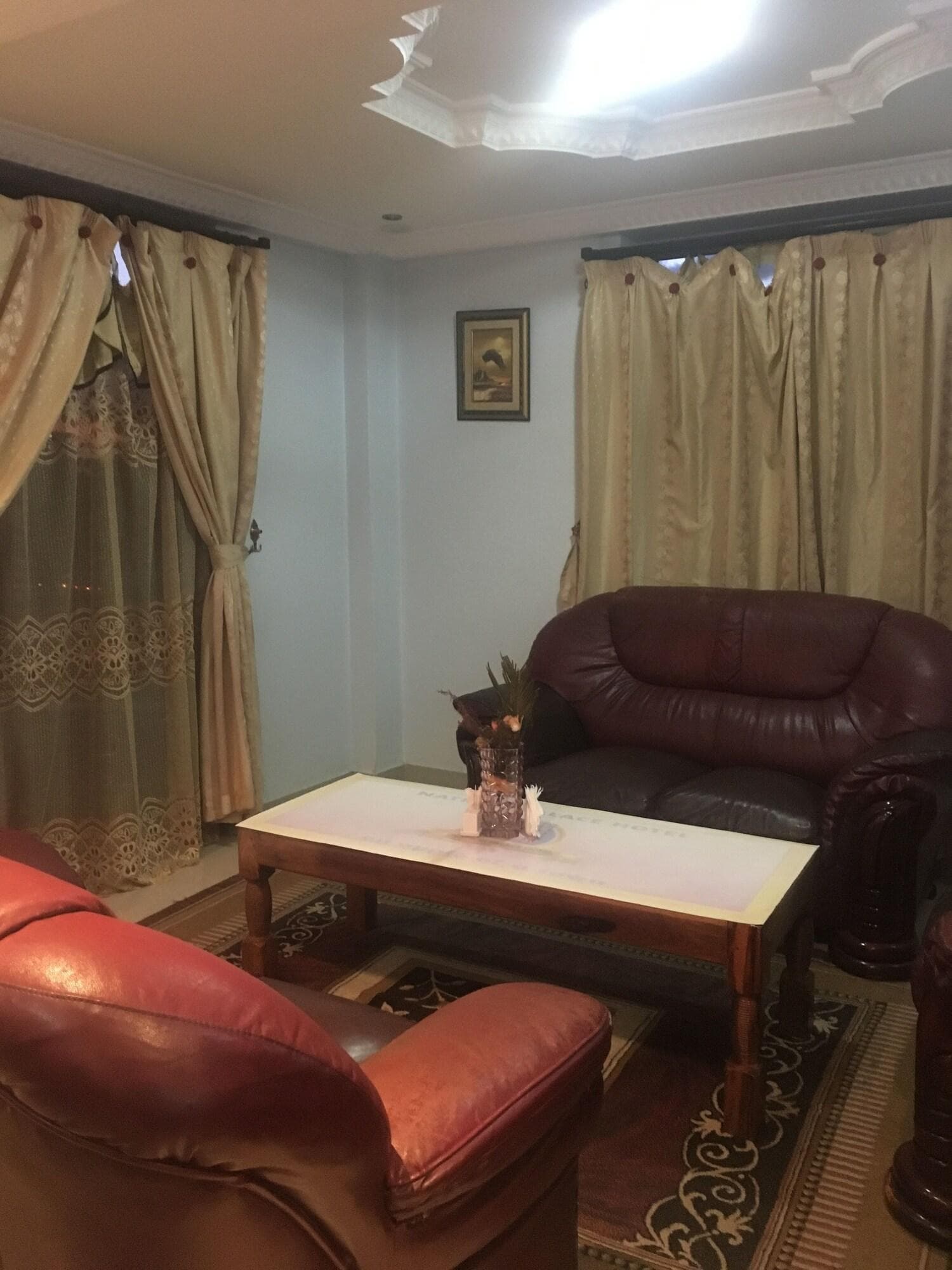 Natron Palace Hotel, Lobby