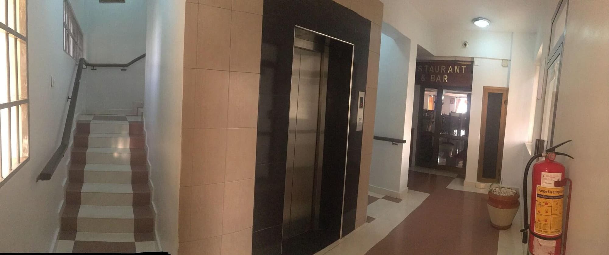 Natron Palace Hotel, Lobby