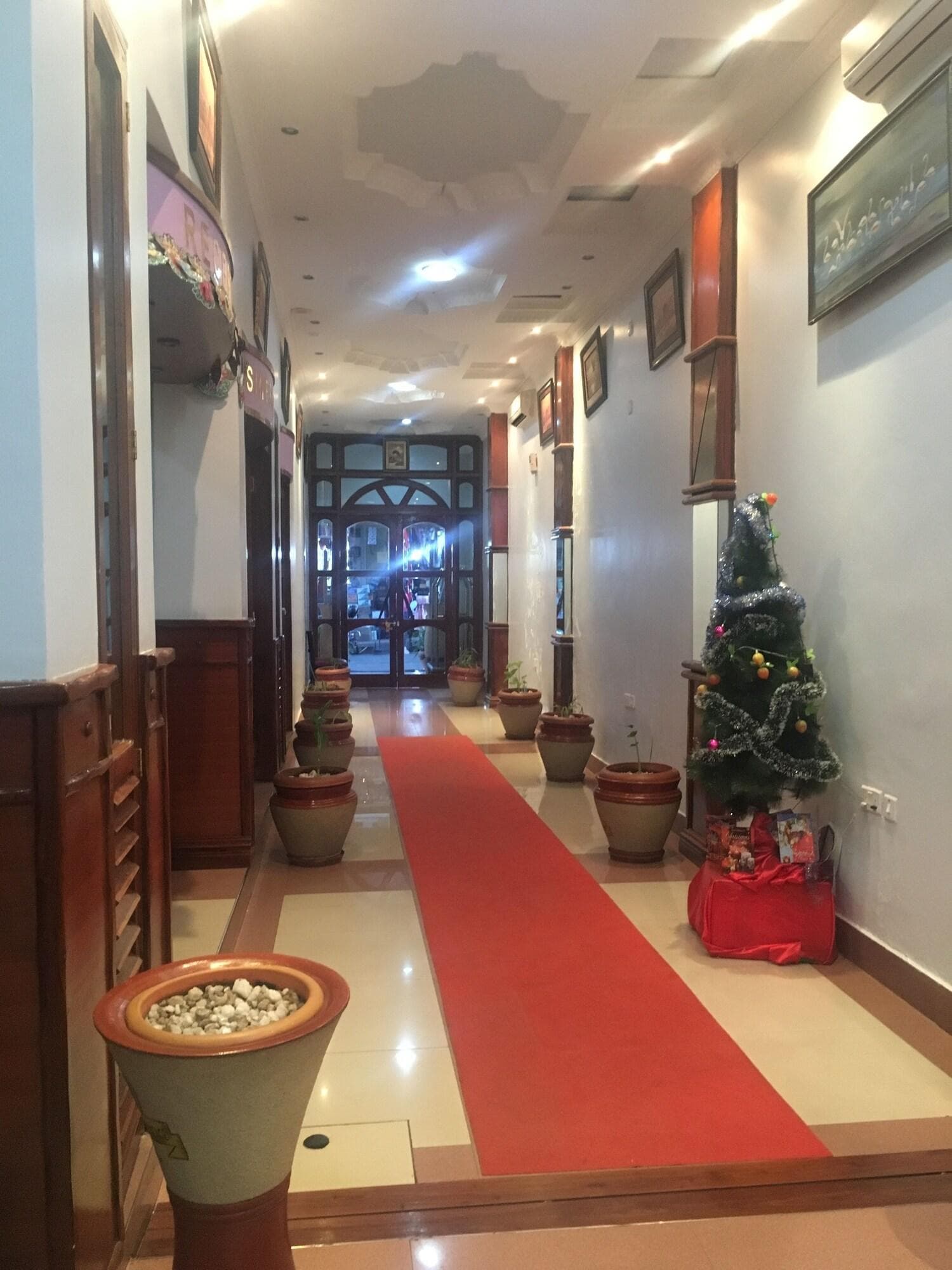 Natron Palace Hotel, Lobby