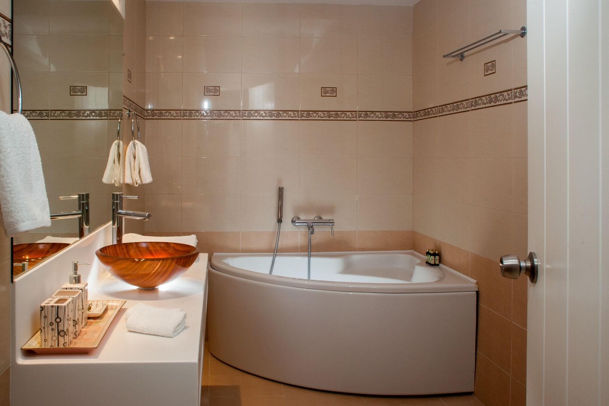 Arlene Boutique, Room