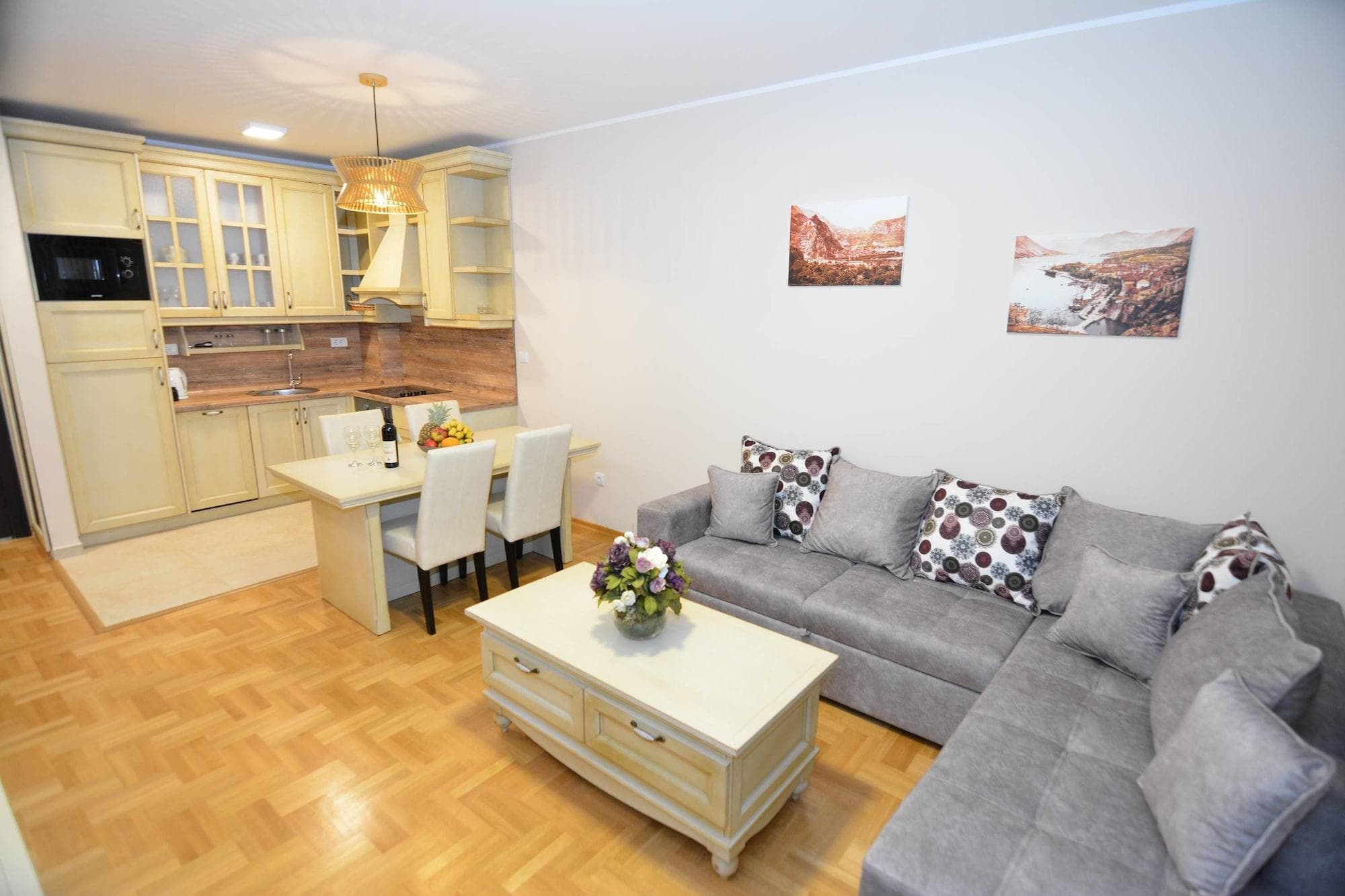 Apartments Dobrotski Dvori, Room