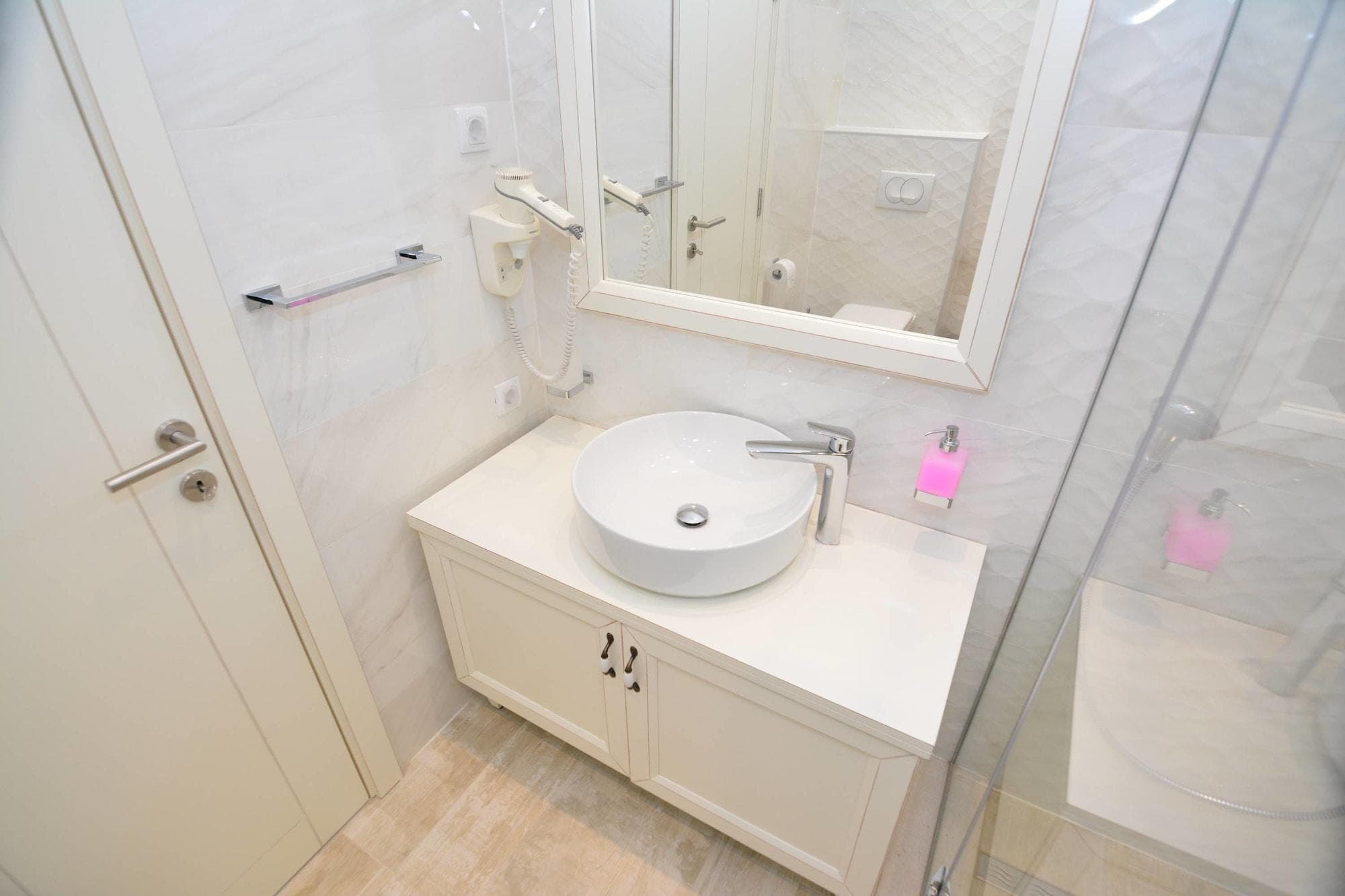 Apartments Dobrotski Dvori, Room