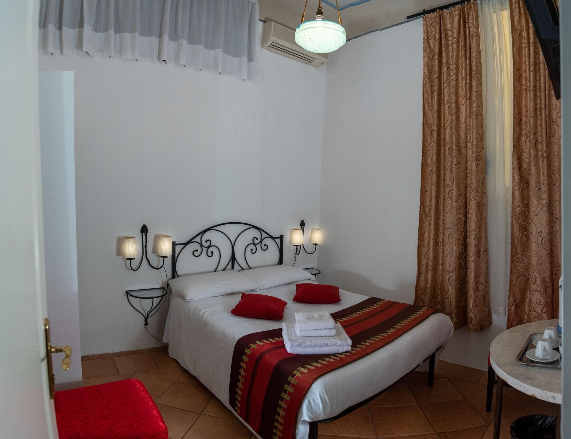 Dei Mori Firenze, Room