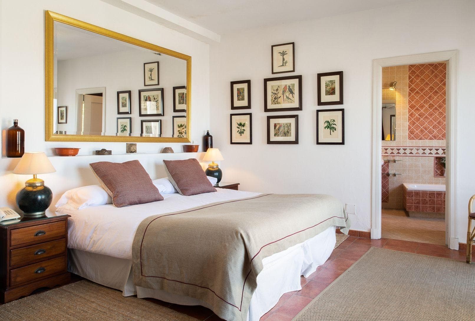 Las Palmeras Del Califa, Room