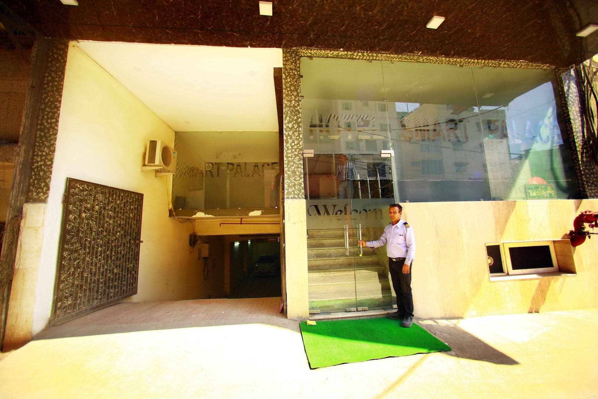 Hotel Smart Palace, General view