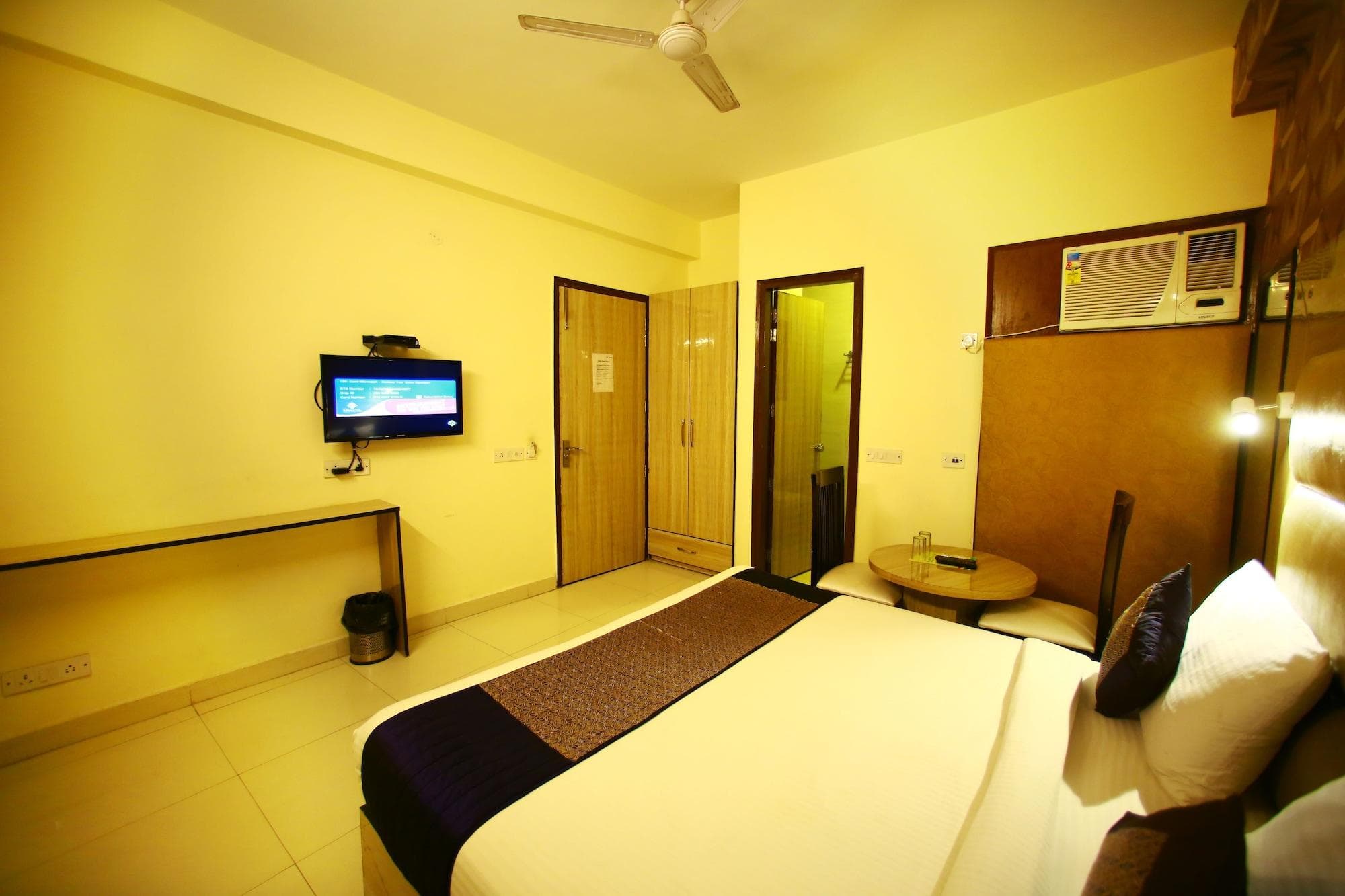 Hotel Smart Palace, Room