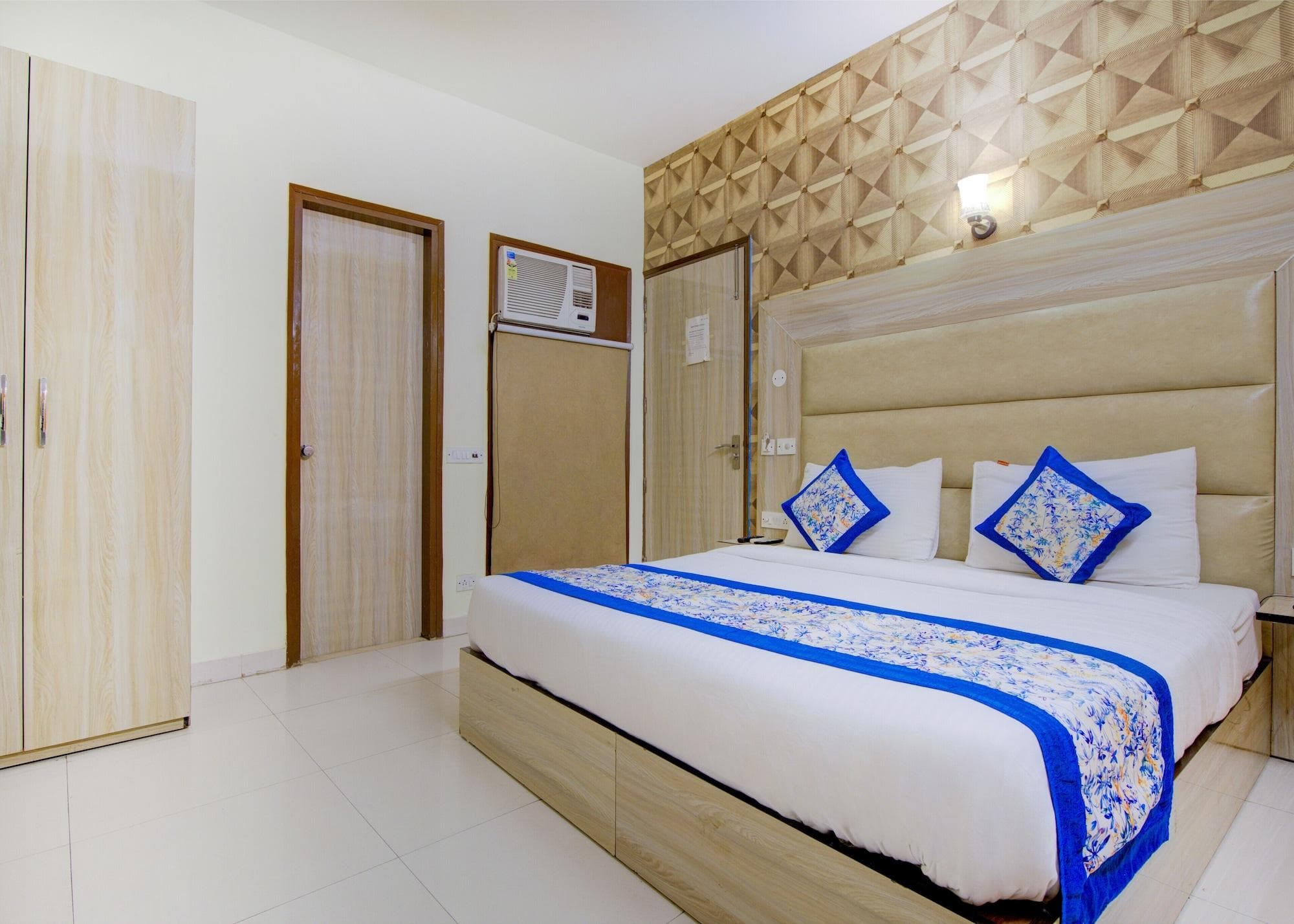 Hotel Smart Palace, Room