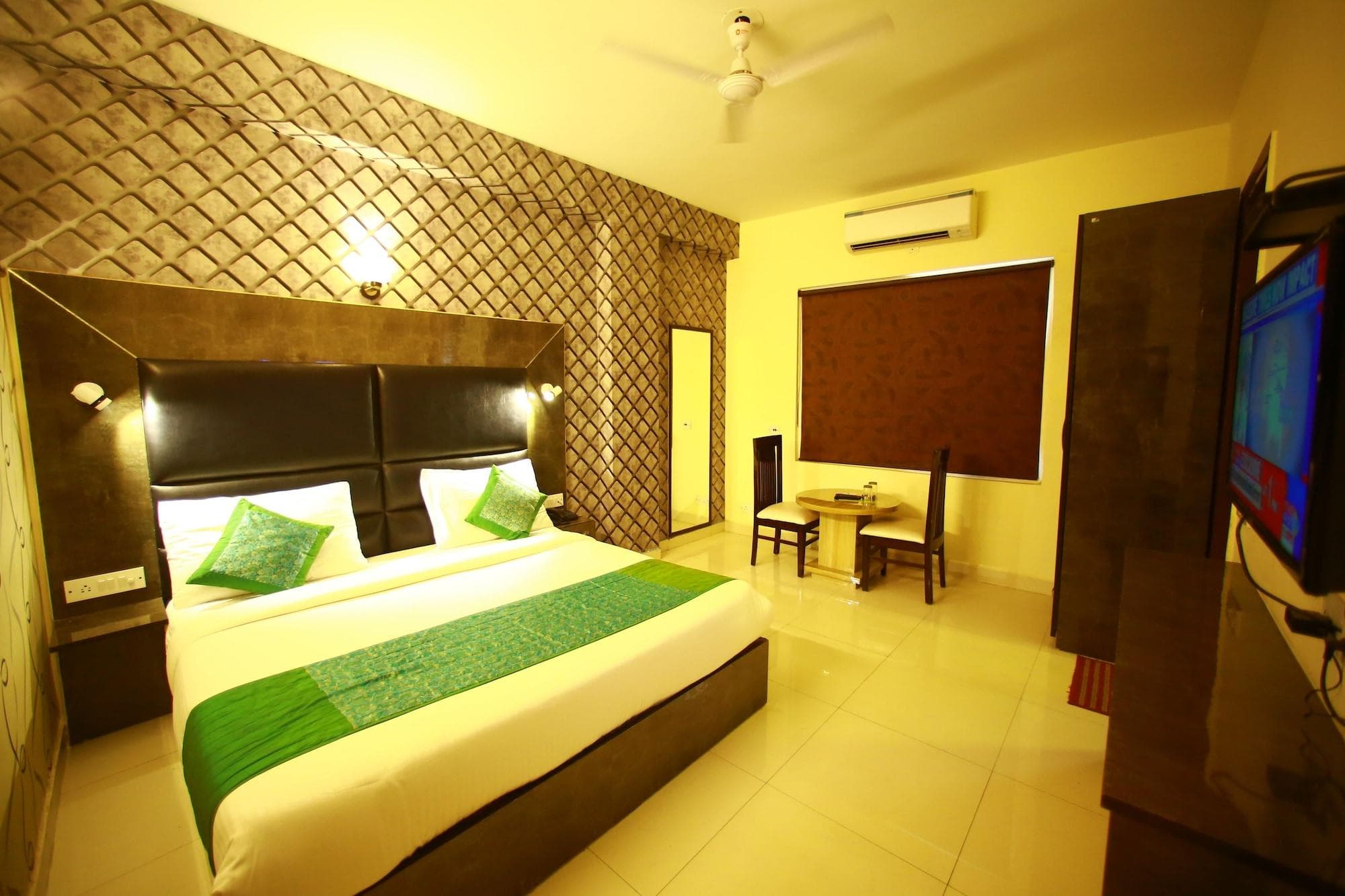 Hotel Smart Palace, Room