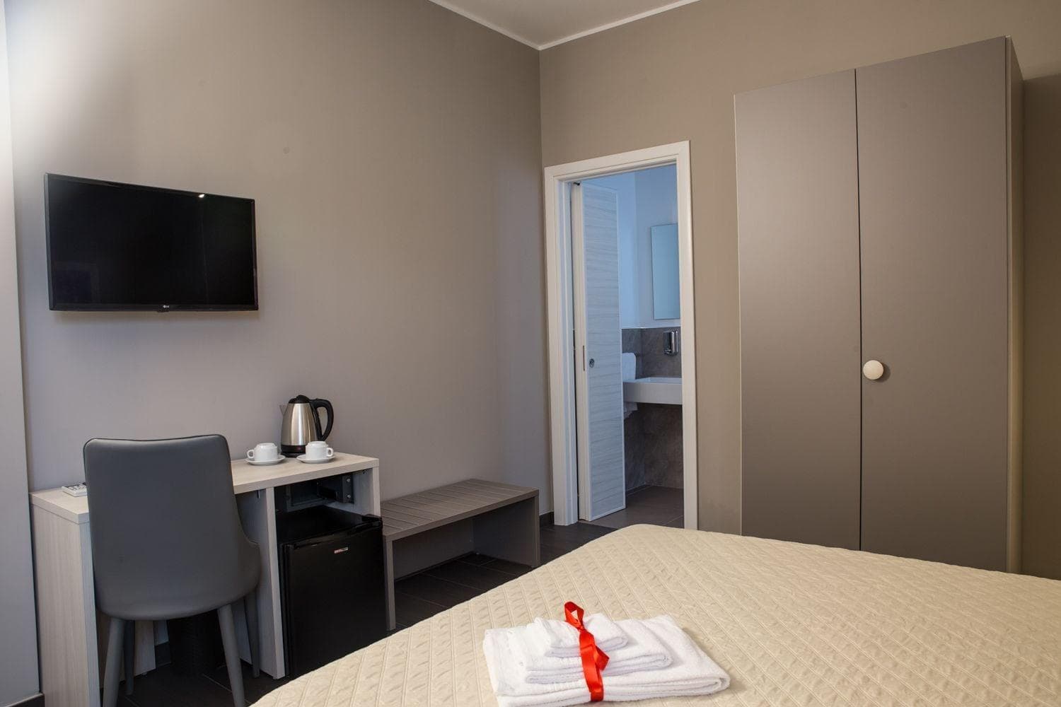 Bhagya Gallipoli Rooms & Suites, Room