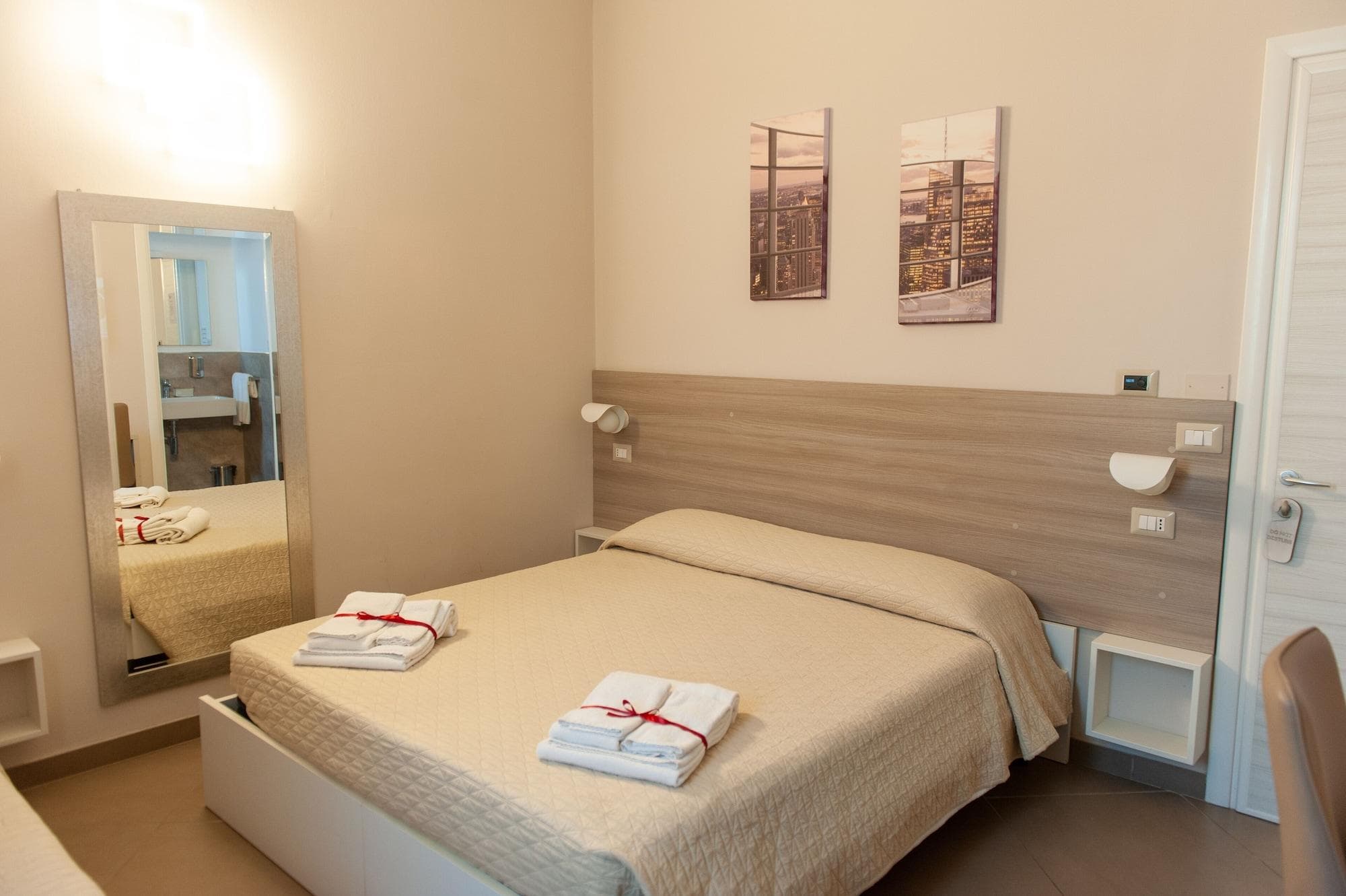 Bhagya Gallipoli Rooms & Suites, Room