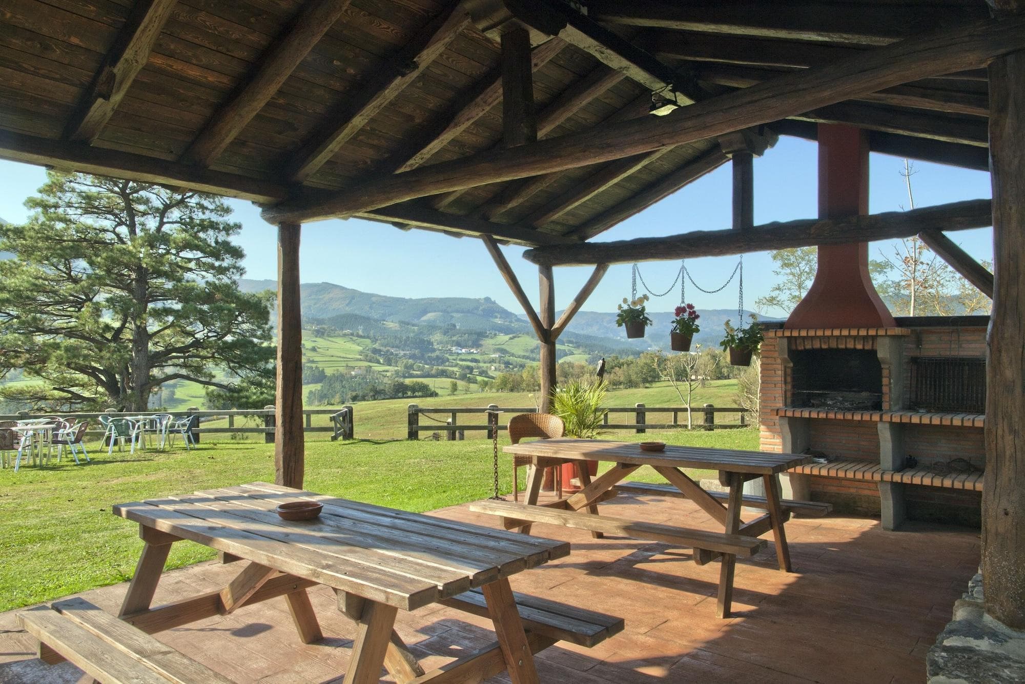 Urkulu Landetxea, Terrace