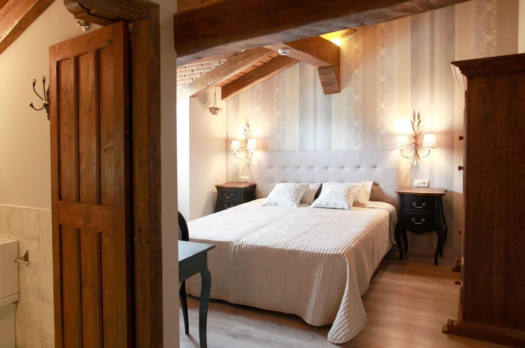 Urkulu Landetxea, Room