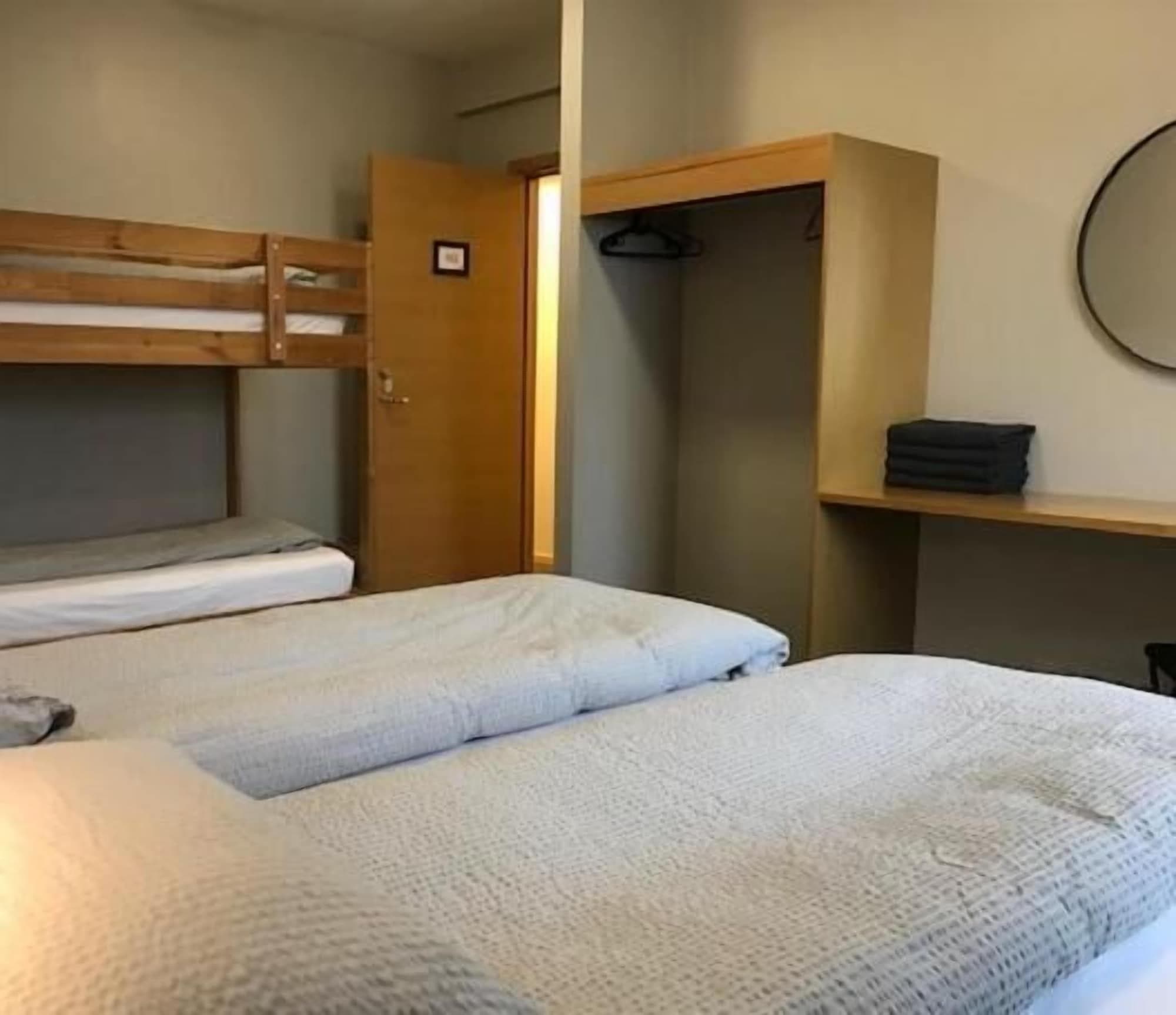 Bed4U Keflavik, Room