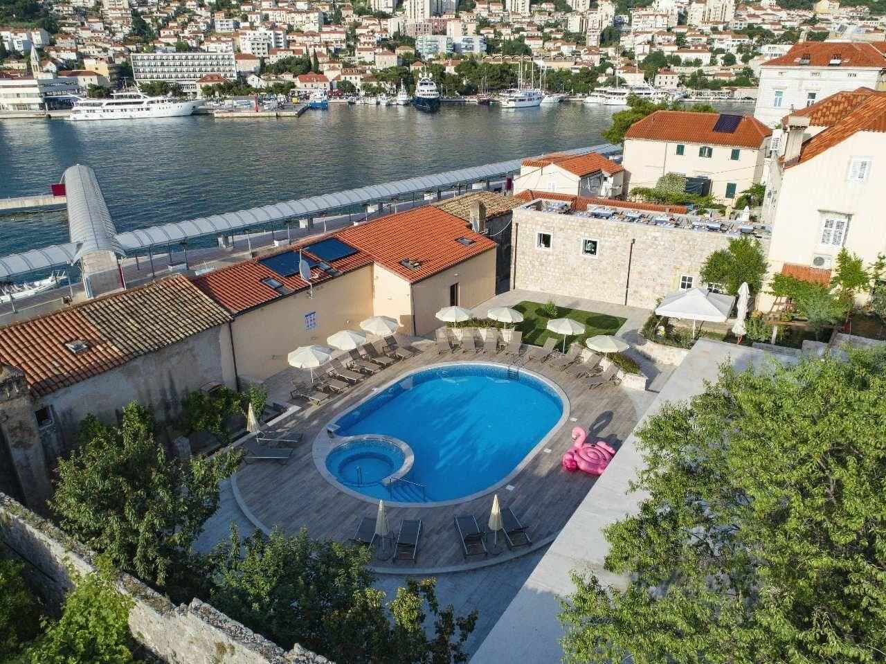 Bova Luxury Rooms, General view