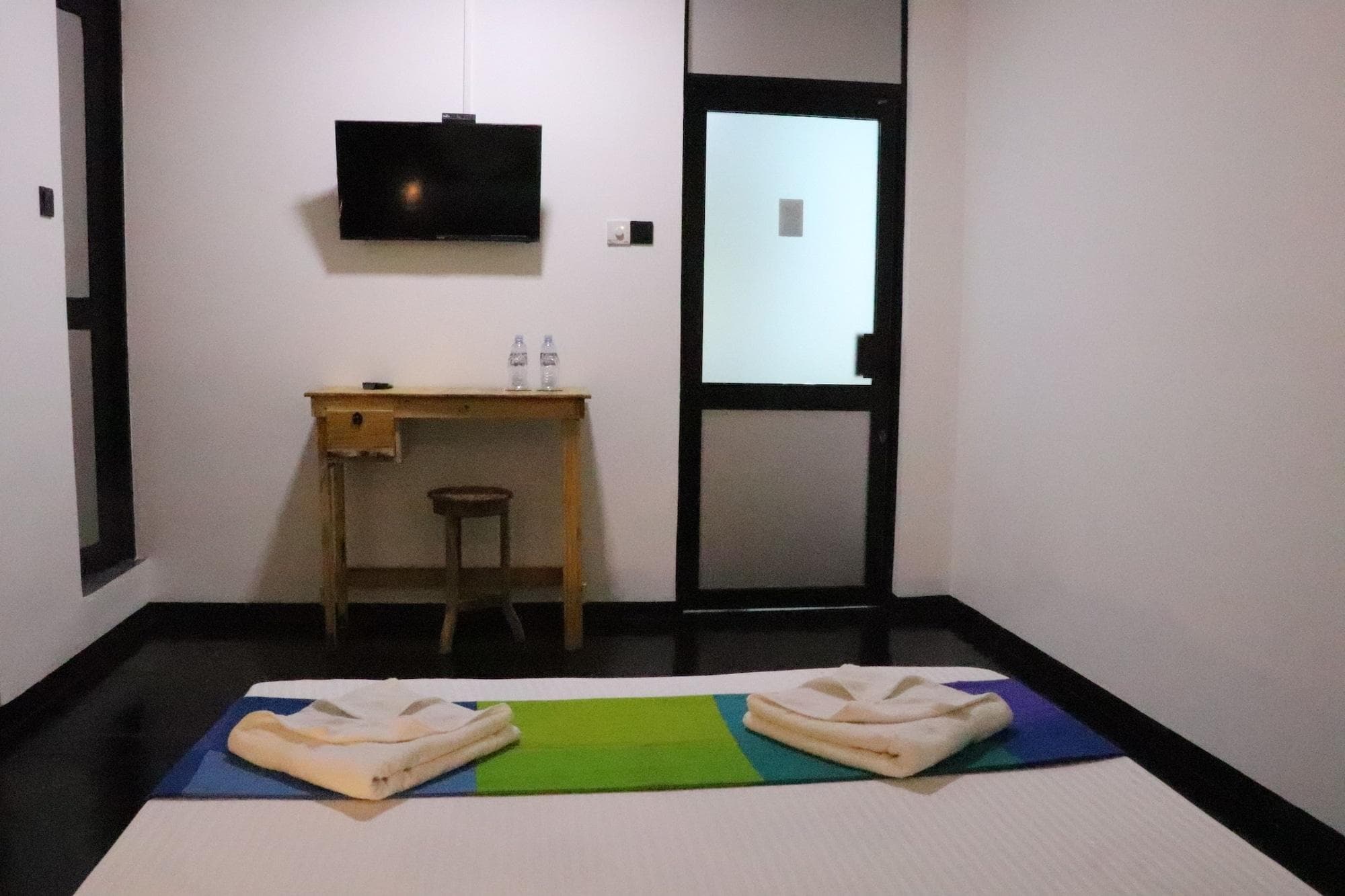 Miracle City Inn Hostel, Room