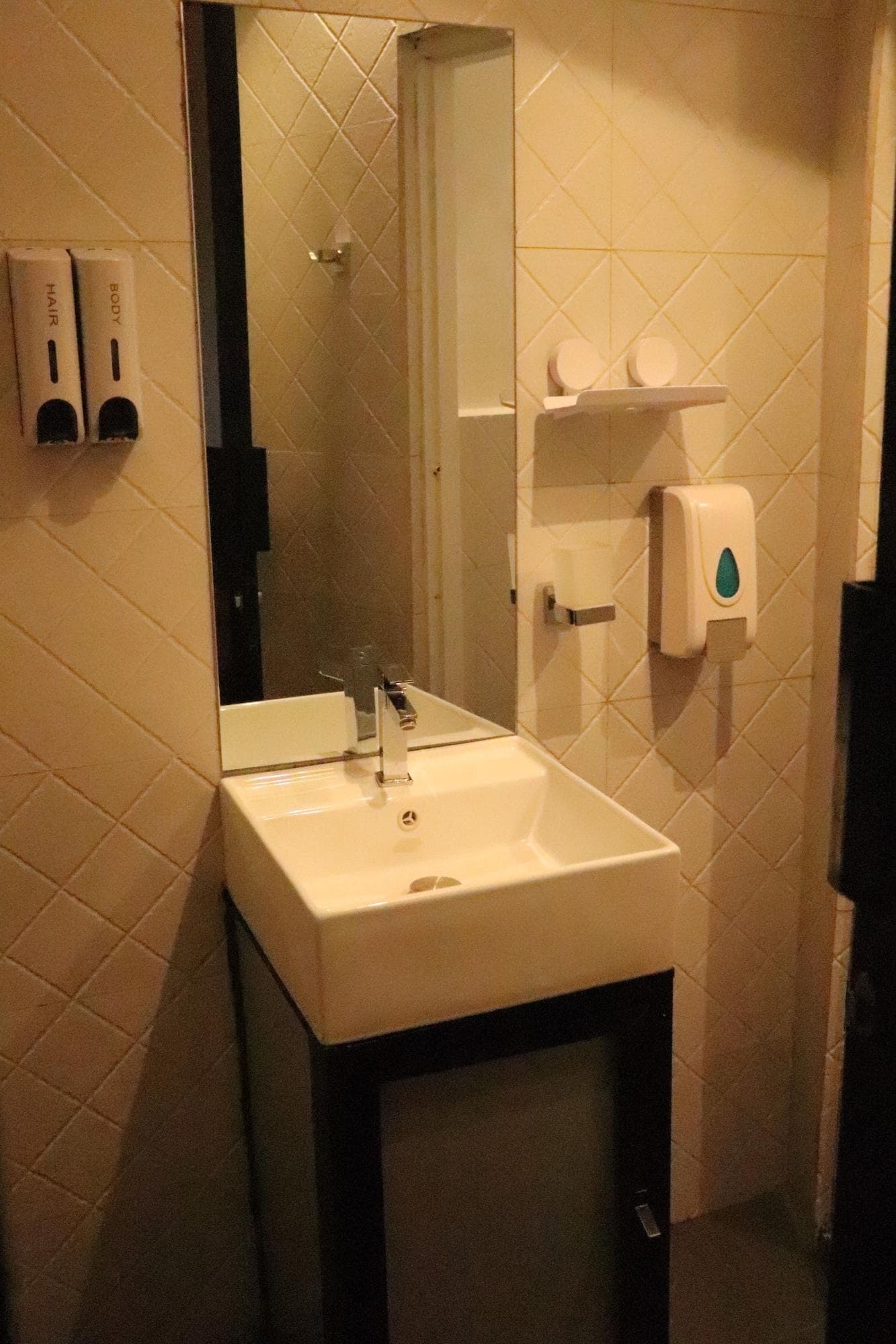 Miracle City Inn Hostel, Room