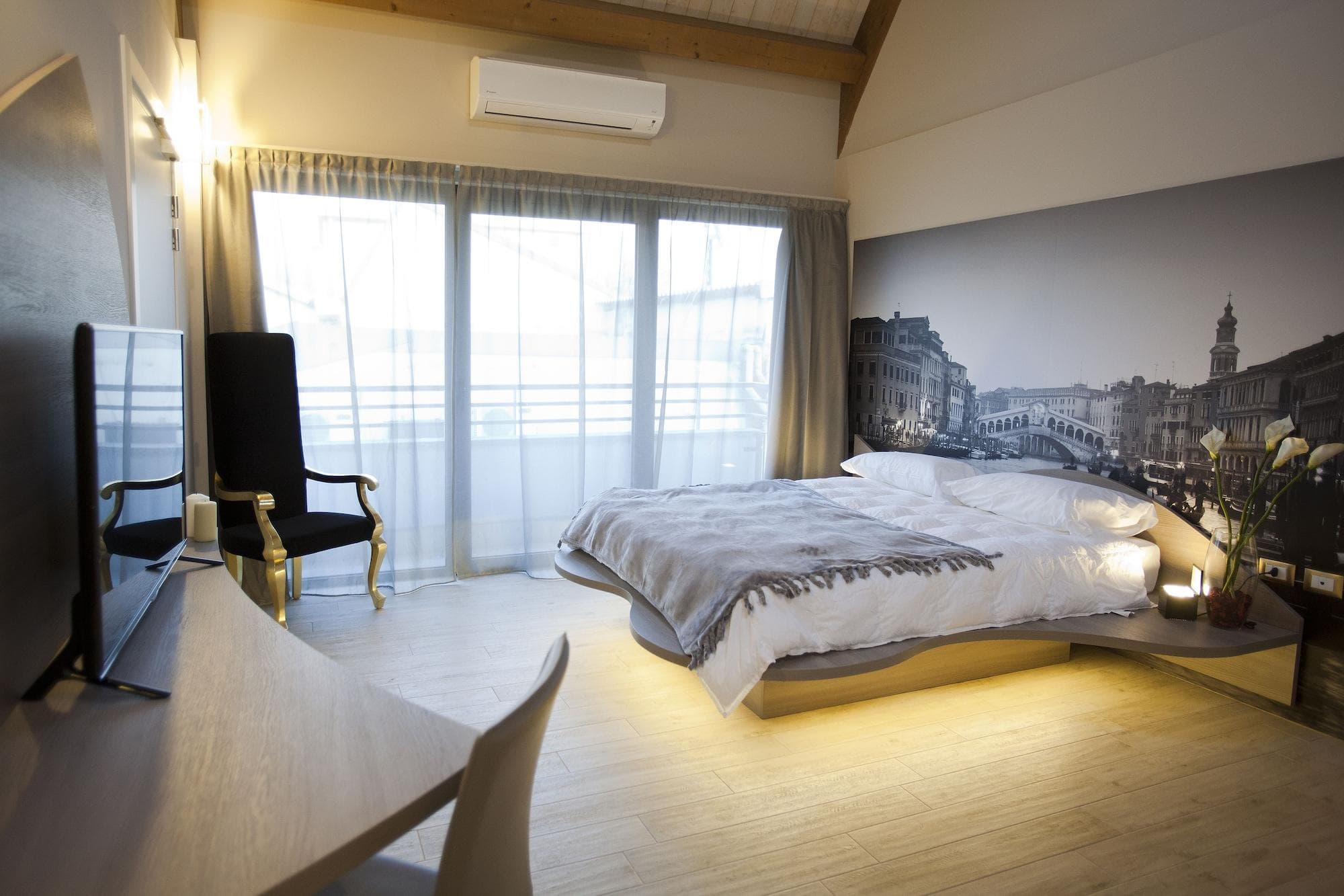 Seven Rooms Milano, Room