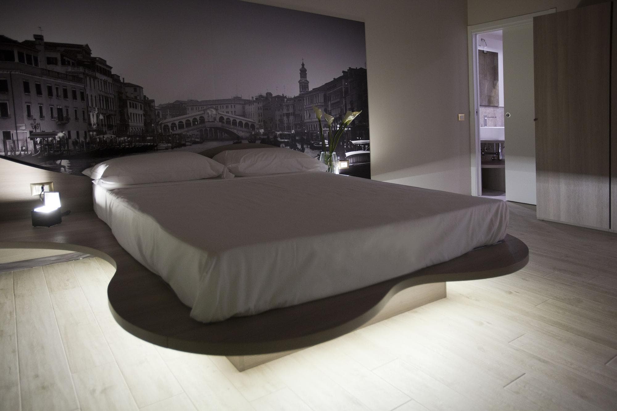 Seven Rooms Milano, Room