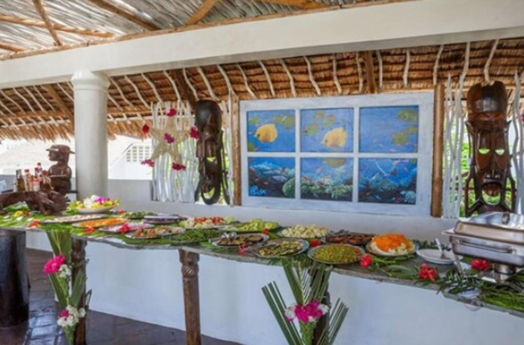 Lily Palm Resort, Restaurant