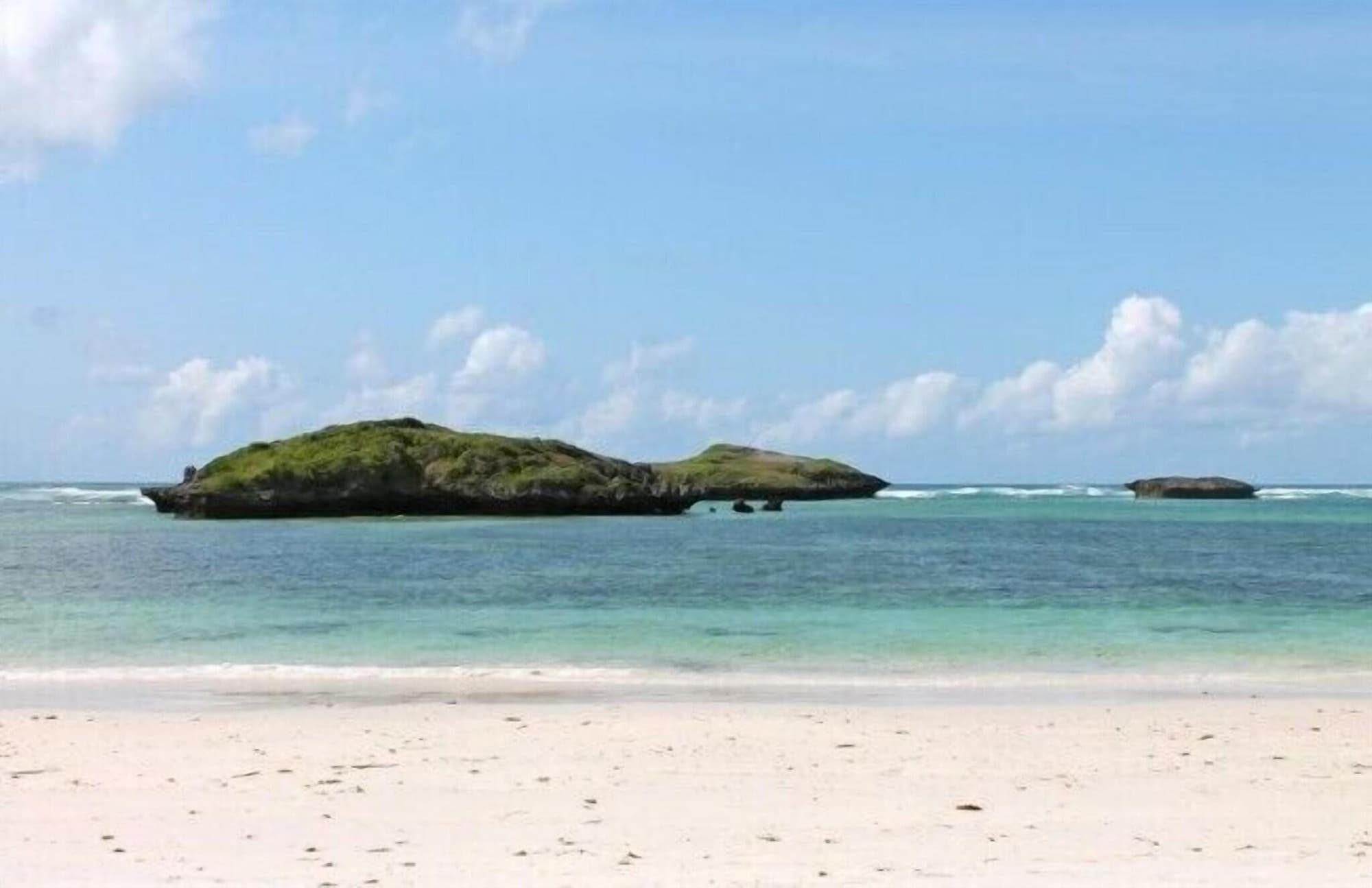 Lily Palm Resort, General view