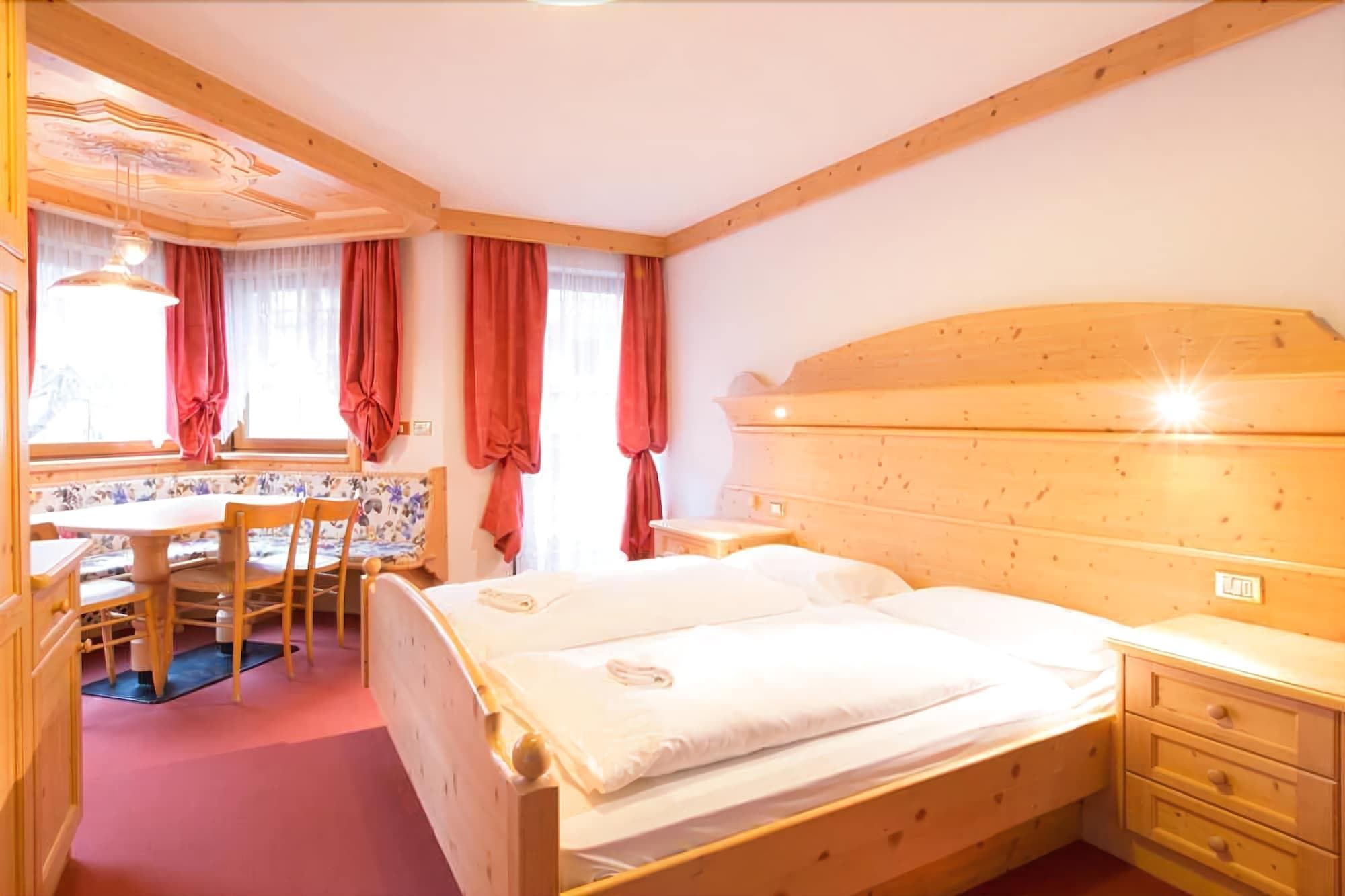 Chalet Hotel Diamant, Room